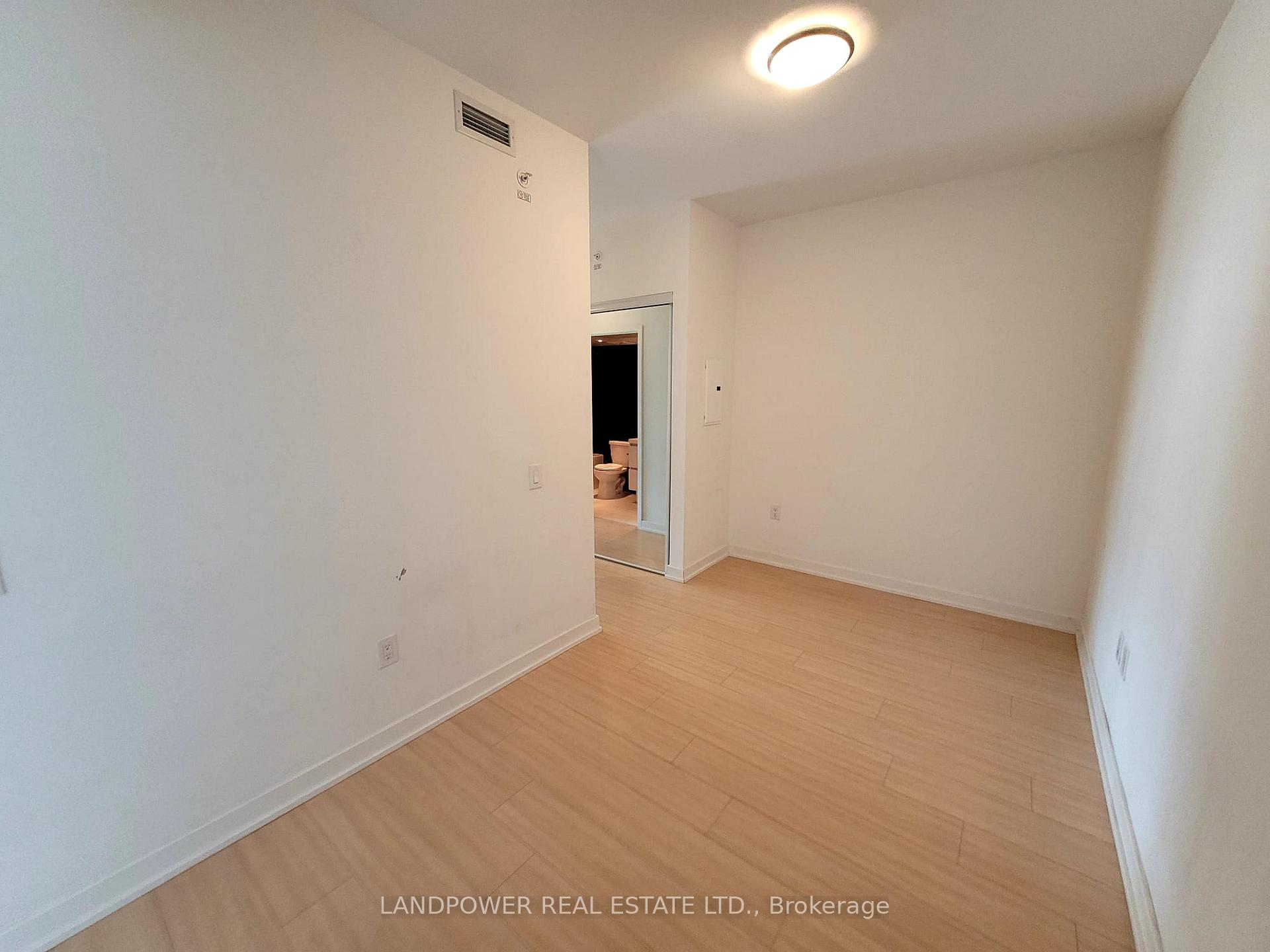 Photo 27 of Unit 4502, 85 Queens Wharf Road, Toronto, Waterfront Communities — HOMEH