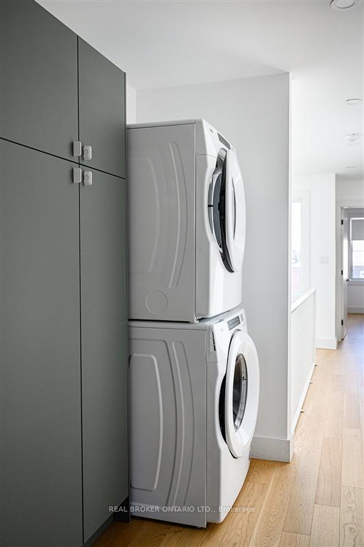 Photo 18 of Unit Upper, 278 Campbell Avenue, Toronto, Dovercourt-Wallace Emerson-Junction — HOMEH
