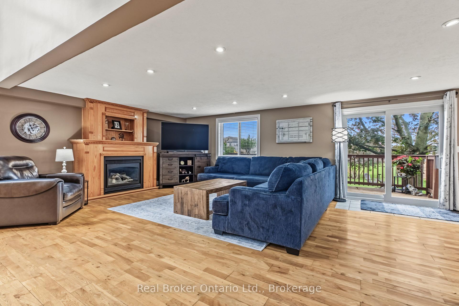 Photo 16 of 2340 9th Avenue E, Owen Sound — HOMEH