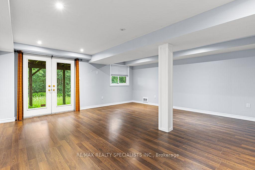 Photo 30 of 292 Briarmeadow Drive, Kitchener, Idlewood — HOMEH
