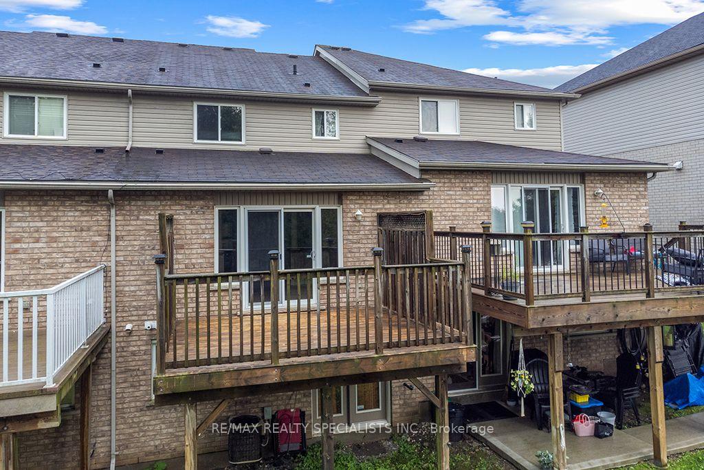 Photo 37 of 292 Briarmeadow Drive, Kitchener, Idlewood — HOMEH