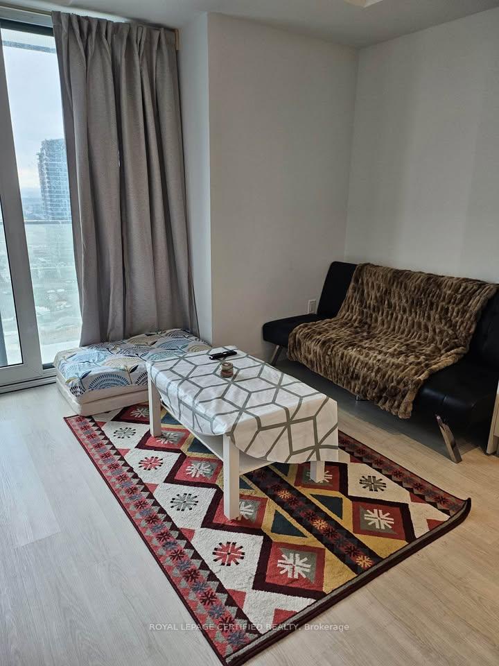 Photo 4 of 3883 Quartz Road, Mississauga, City Centre — HOMEH