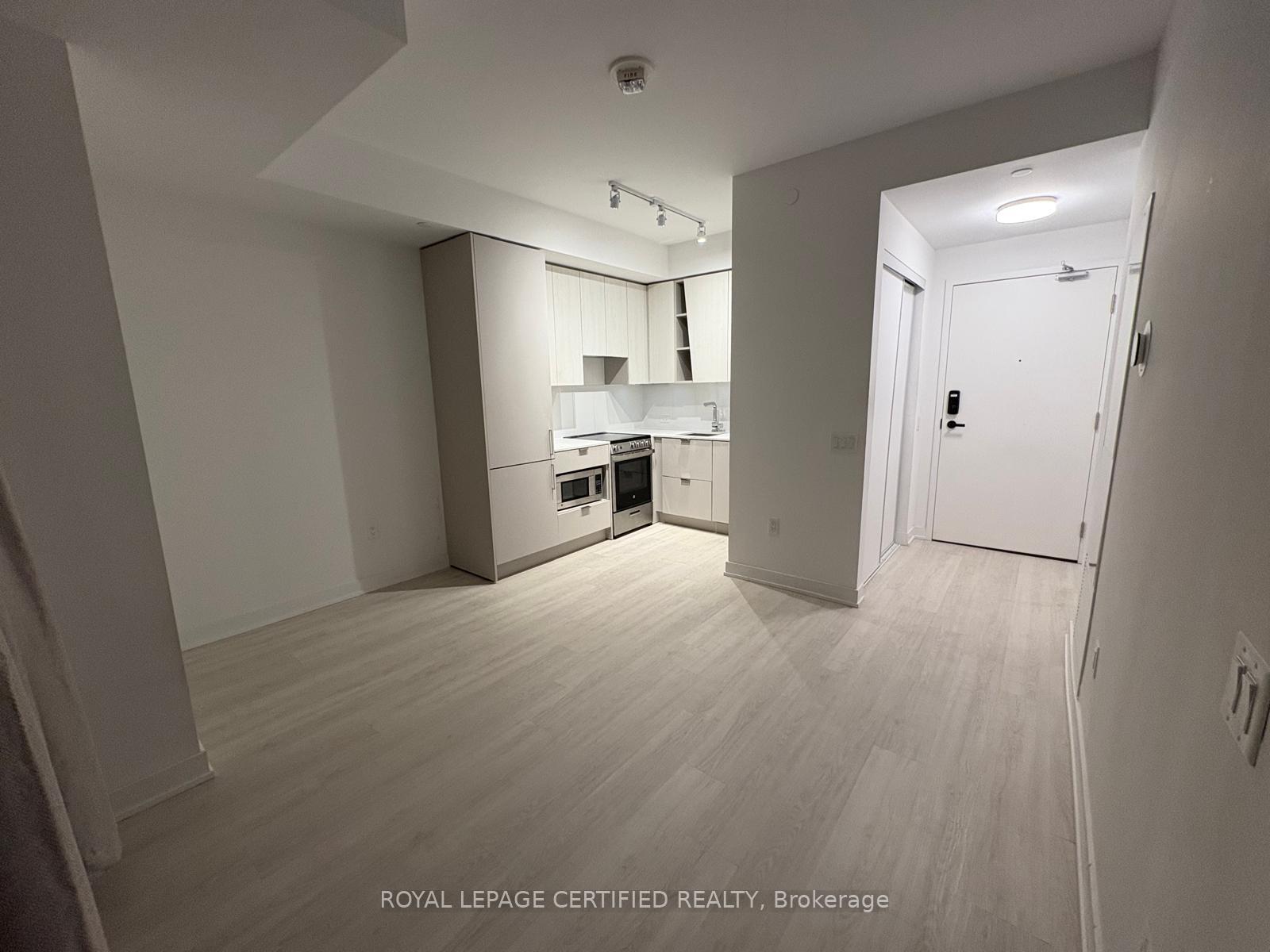 Photo 15 of 3883 Quartz Road, Mississauga, City Centre — HOMEH
