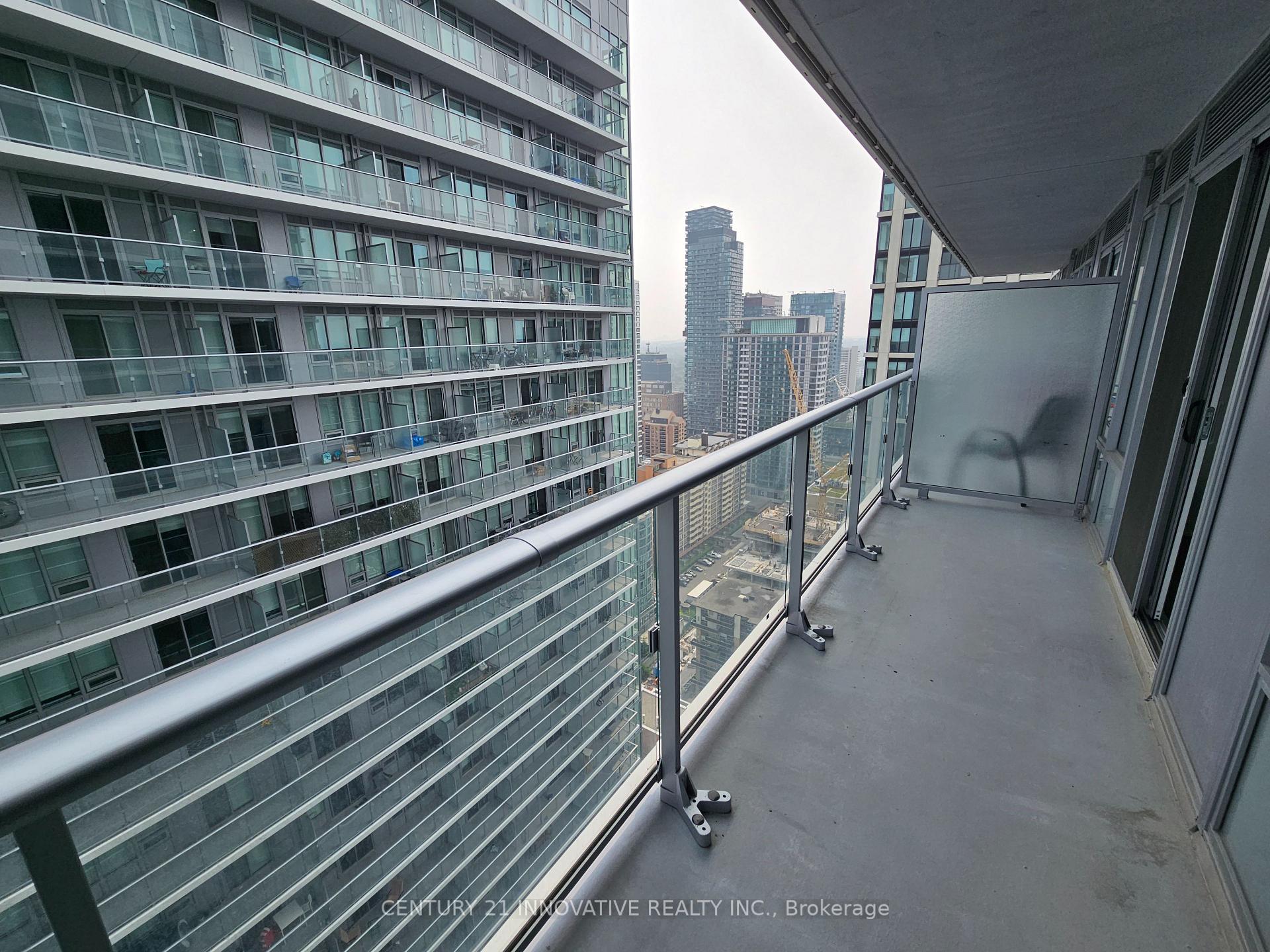 Photo 15 of Unit 3307, 99 Broadway Avenue, Toronto, Mount Pleasant West — HOMEH