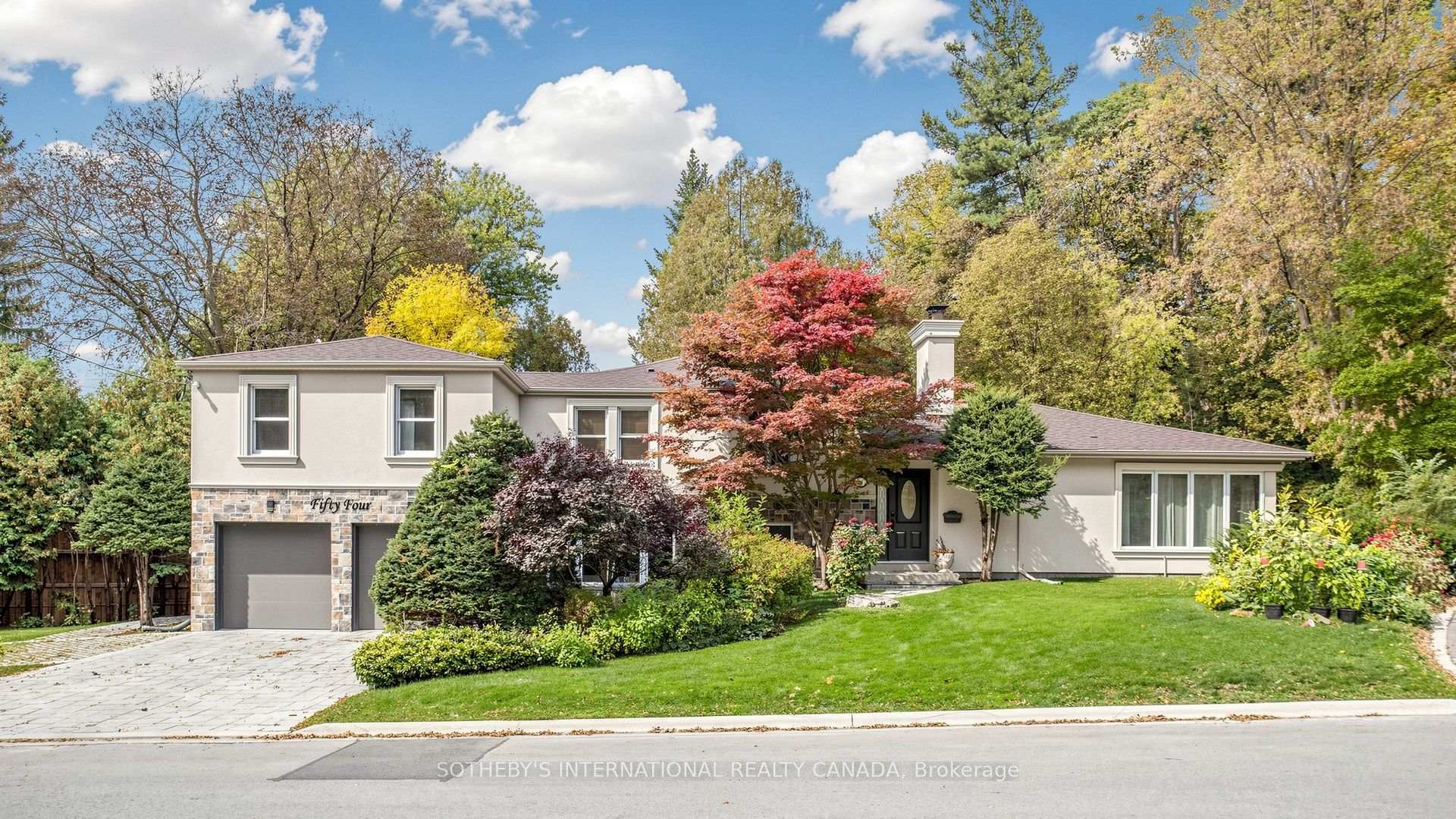Photo 1 of 54 Plymbridge Road, North York, Bridle Path-Sunnybrook-York Mills — HOMEH