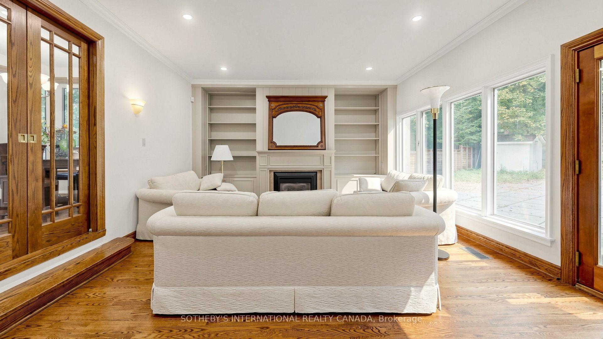 Photo 18 of 54 Plymbridge Road, North York, Bridle Path-Sunnybrook-York Mills — HOMEH