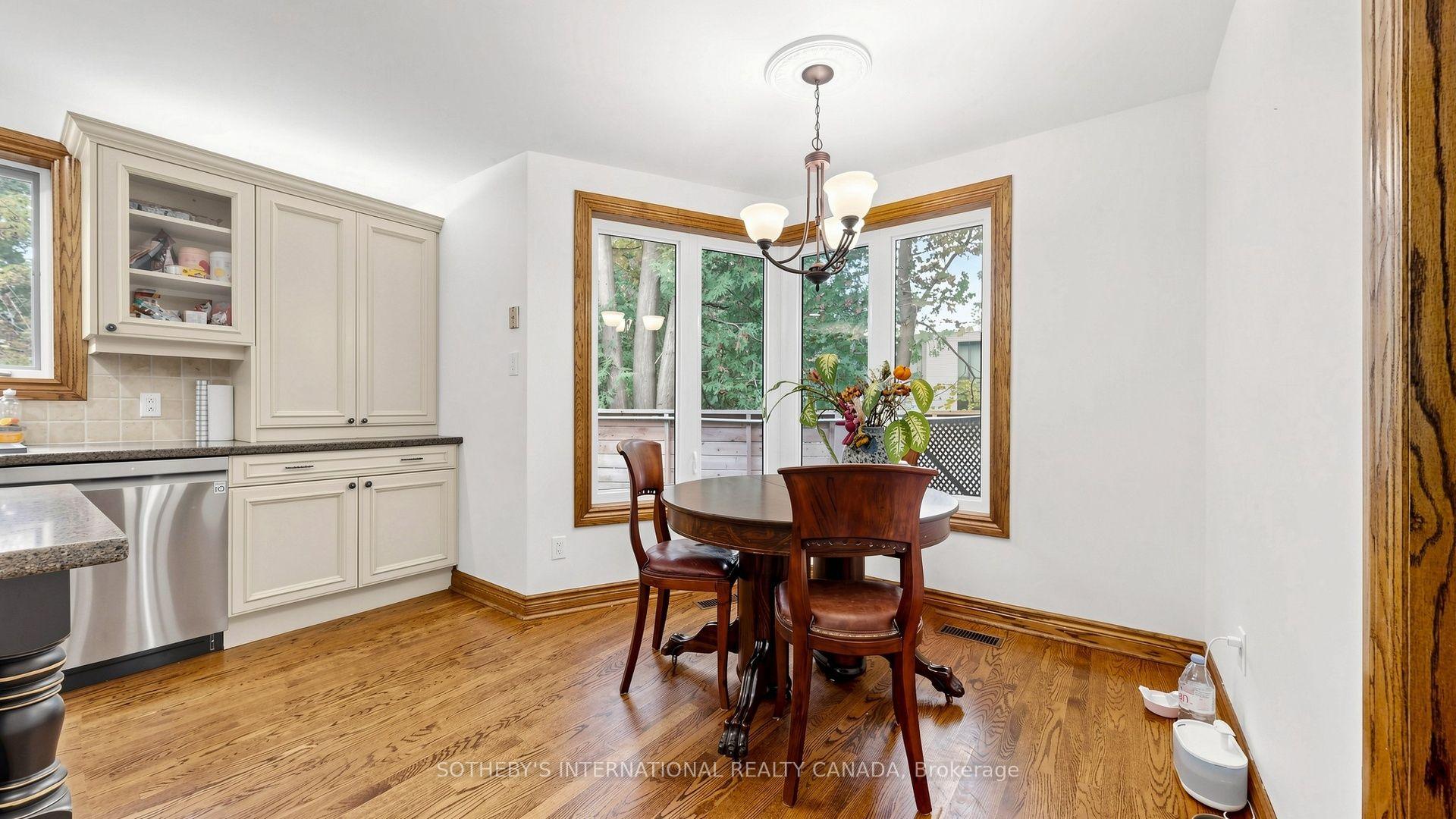 Photo 29 of 54 Plymbridge Road, North York, Bridle Path-Sunnybrook-York Mills — HOMEH