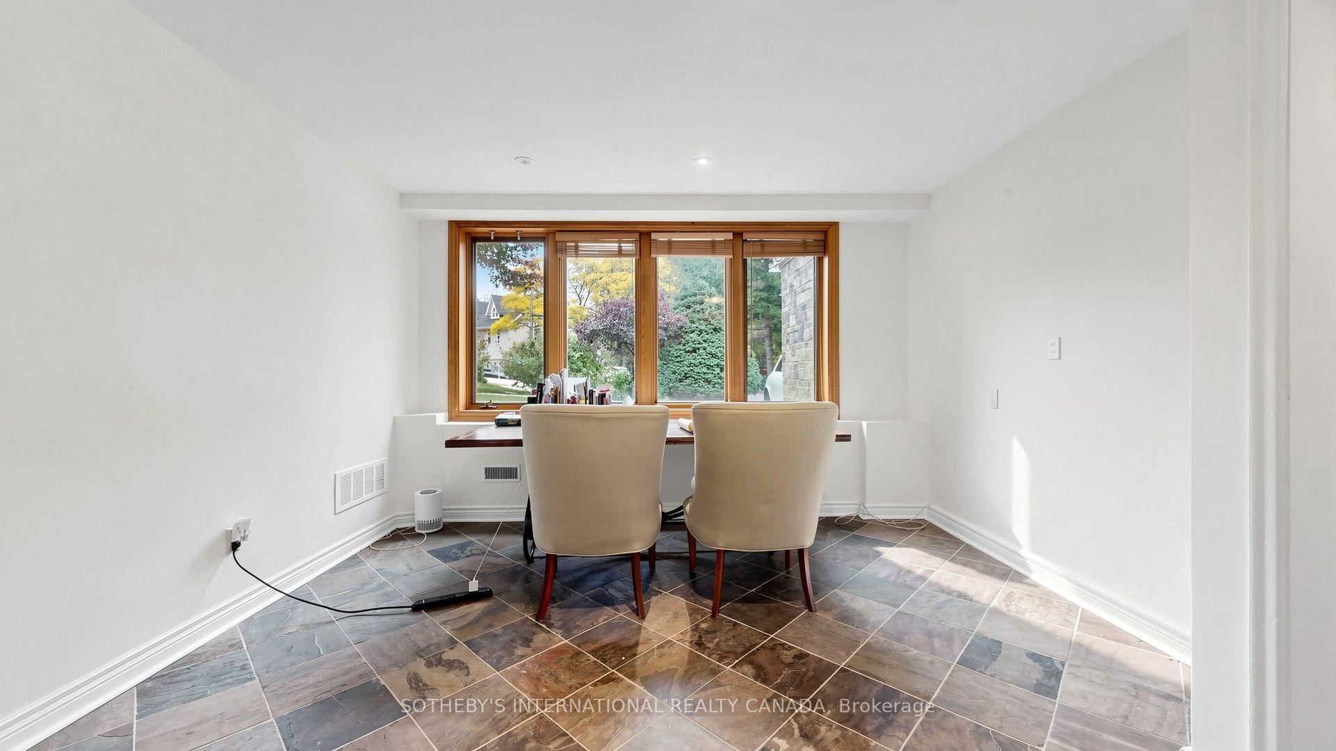 Photo 44 of 54 Plymbridge Road, North York, Bridle Path-Sunnybrook-York Mills — HOMEH