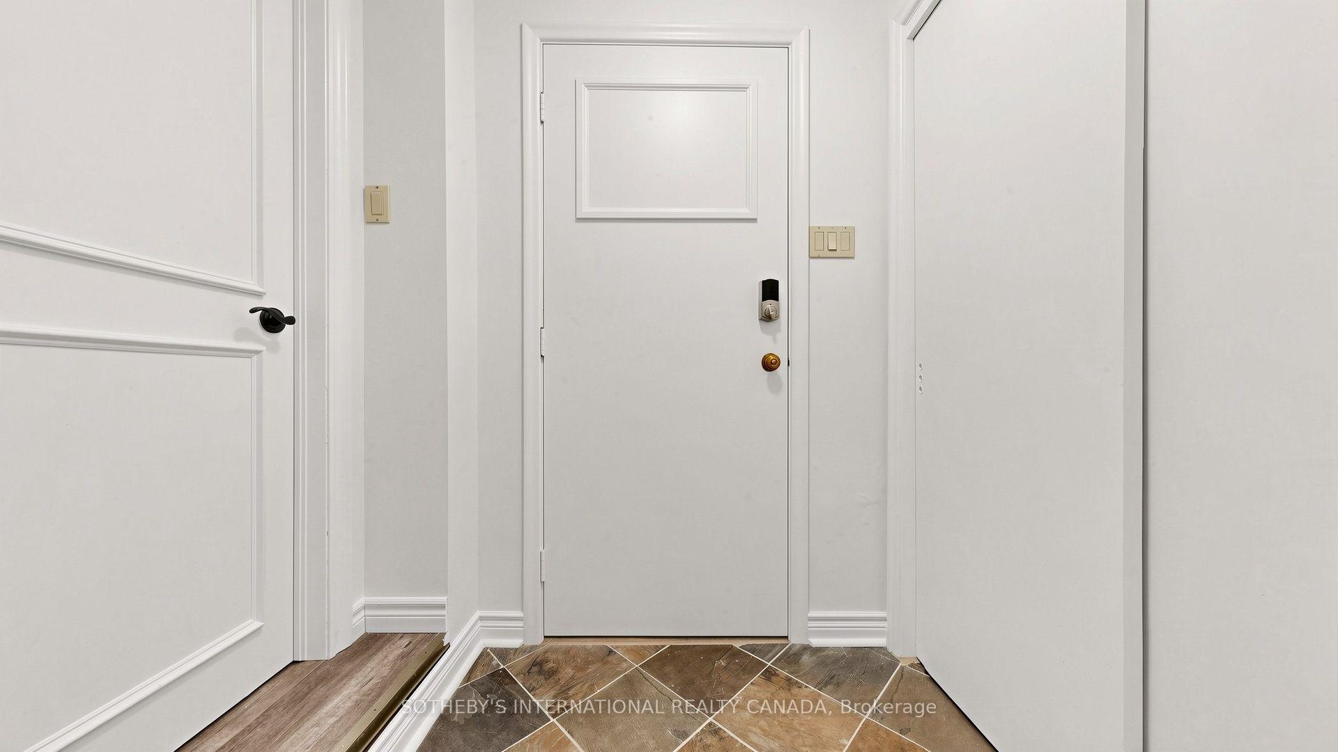 Photo 46 of 54 Plymbridge Road, North York, Bridle Path-Sunnybrook-York Mills — HOMEH