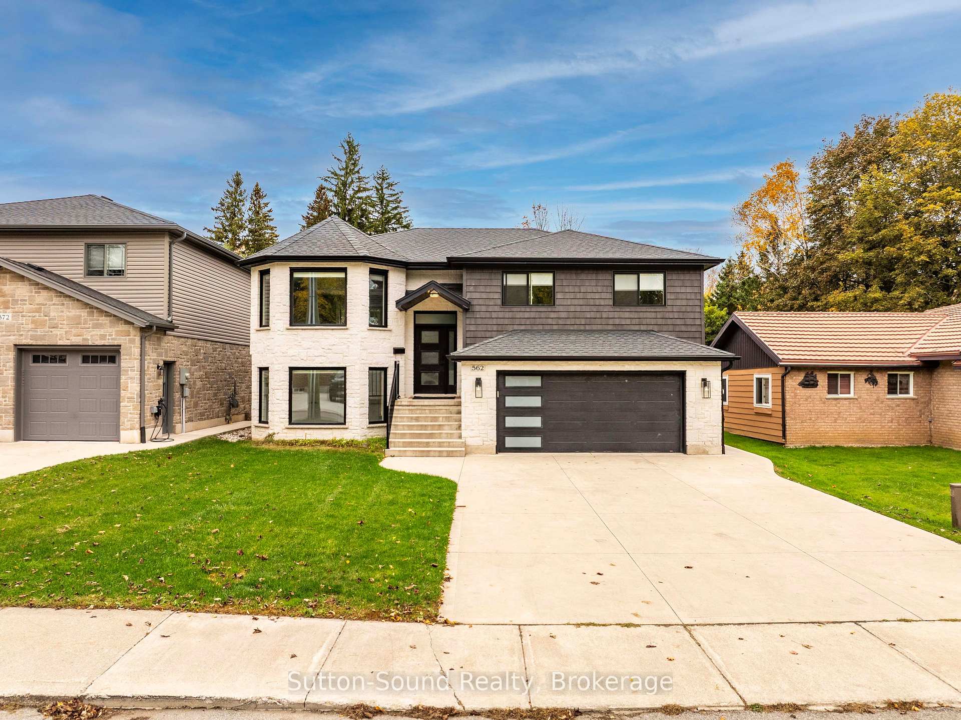Photo 1 of 562 24th Street W, Owen Sound — HOMEH
