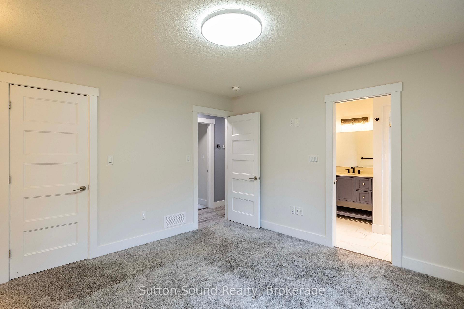 Photo 13 of 562 24th Street W, Owen Sound — HOMEH