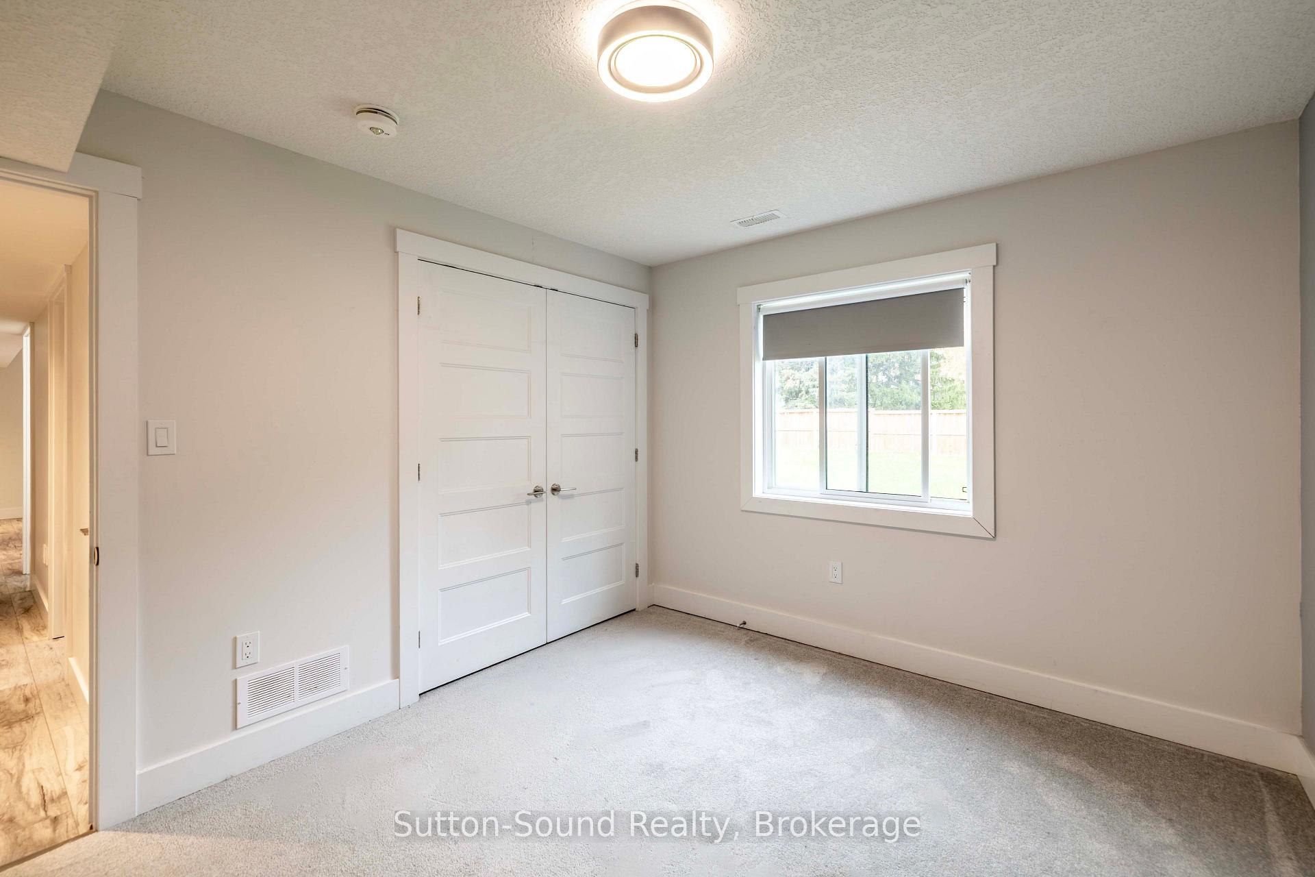 Photo 24 of 562 24th Street W, Owen Sound — HOMEH
