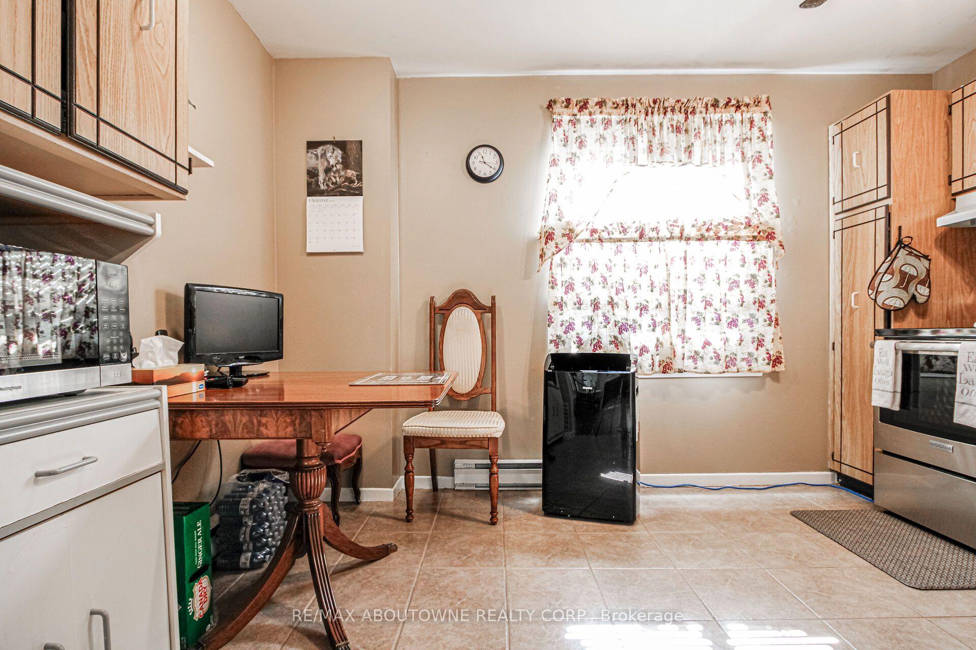 Photo 15 of Unit 50, 2440 Bromsgrove Road, Mississauga, Clarkson — HOMEH