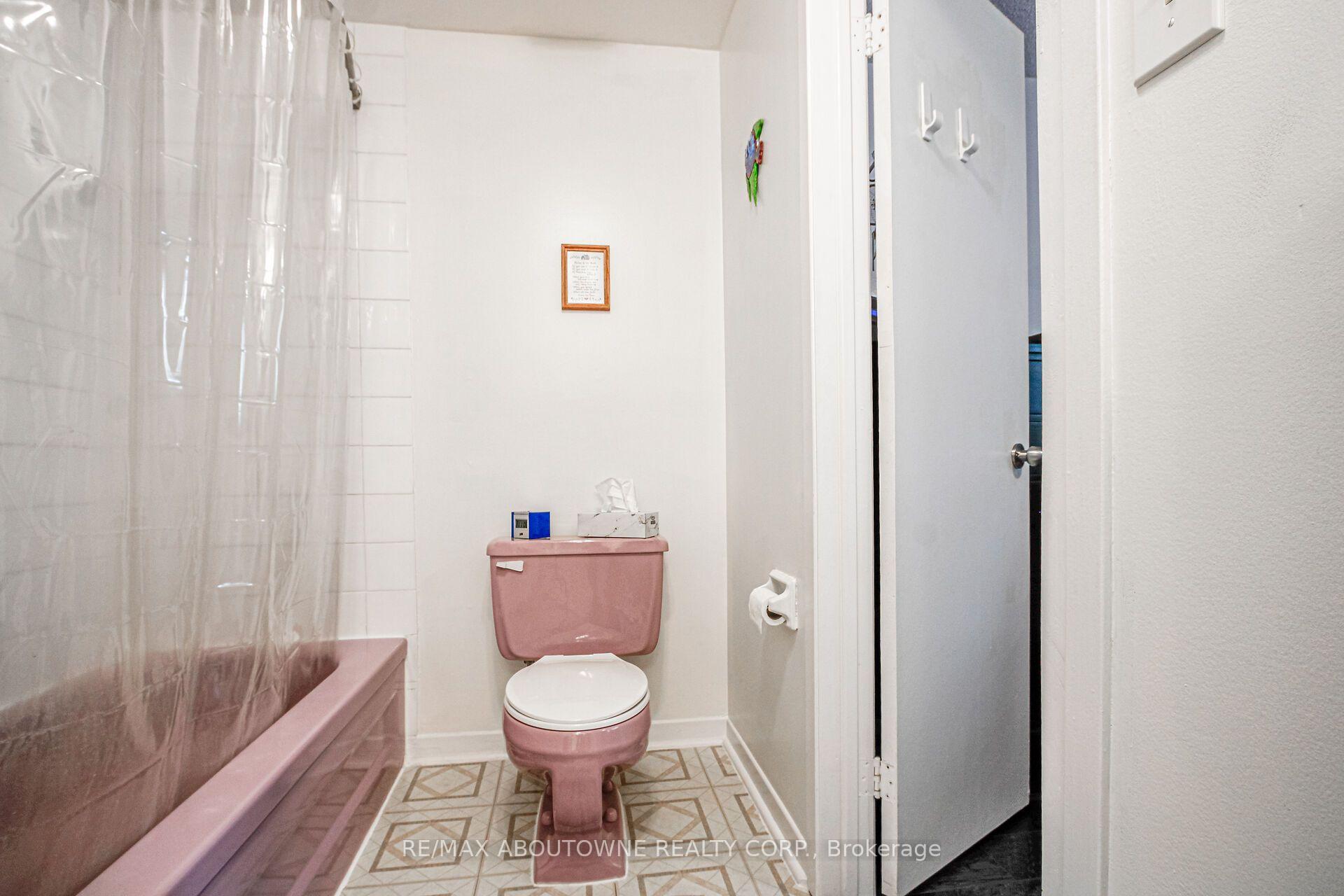 Photo 27 of Unit 50, 2440 Bromsgrove Road, Mississauga, Clarkson — HOMEH