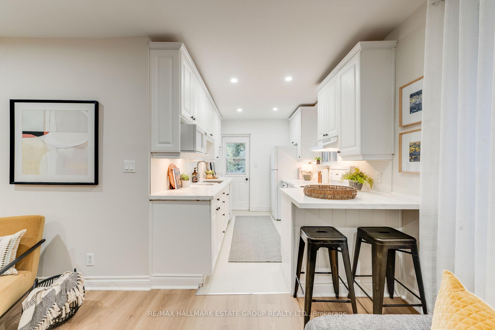 Photo 7 of 32 Ashdale Avenue, Toronto, Greenwood-Coxwell — HOMEH