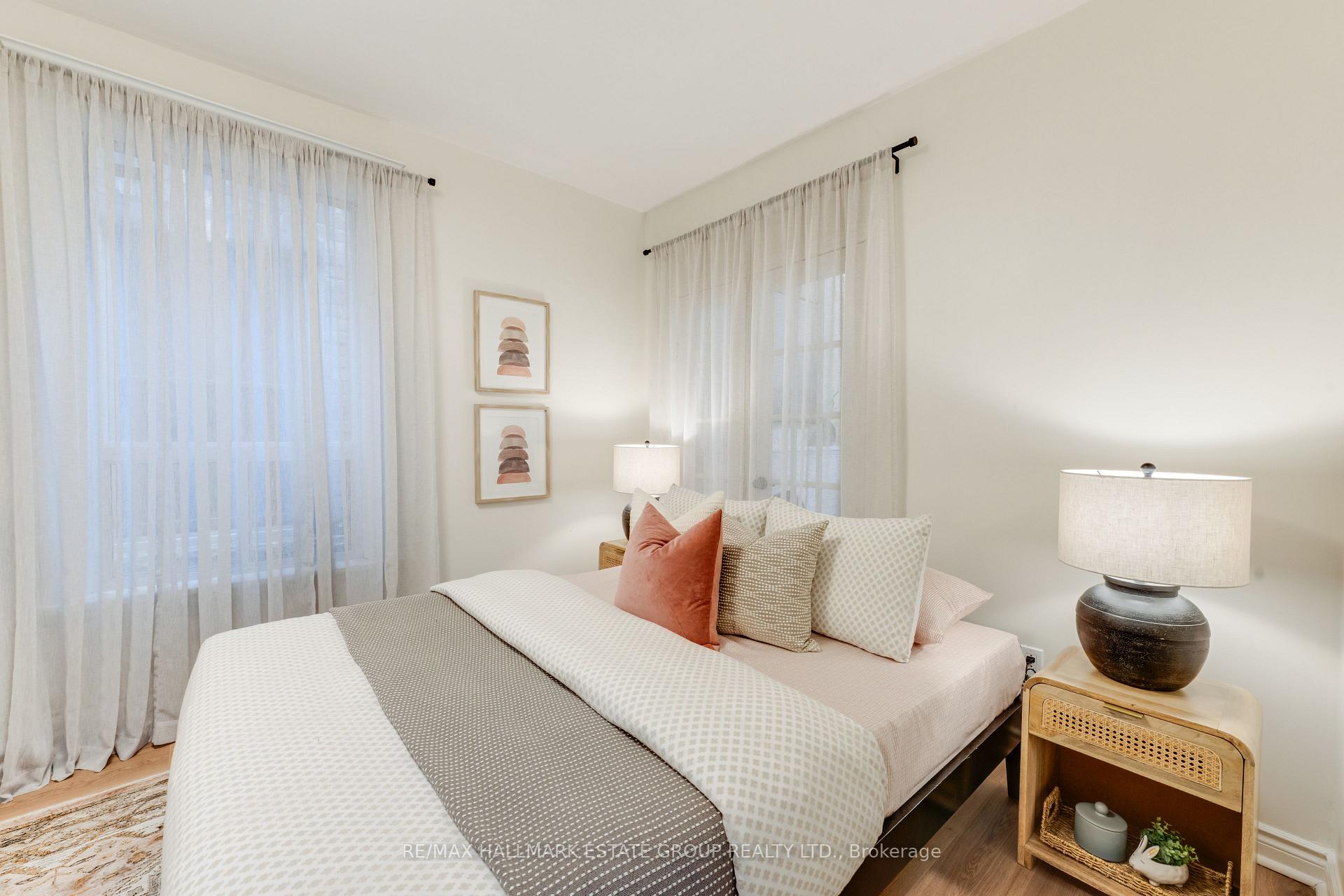 Photo 17 of 32 Ashdale Avenue, Toronto, Greenwood-Coxwell — HOMEH