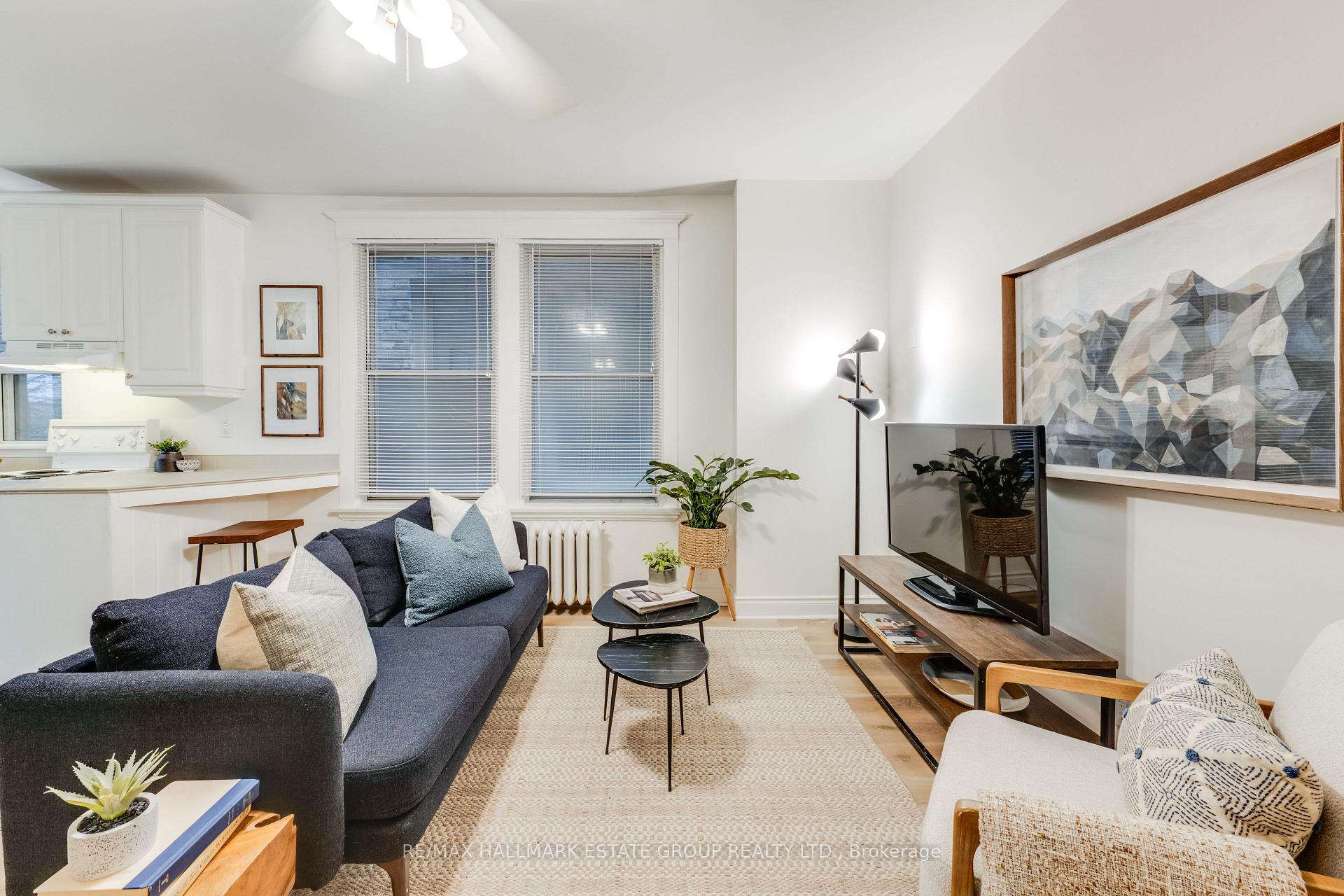 Photo 26 of 32 Ashdale Avenue, Toronto, Greenwood-Coxwell — HOMEH