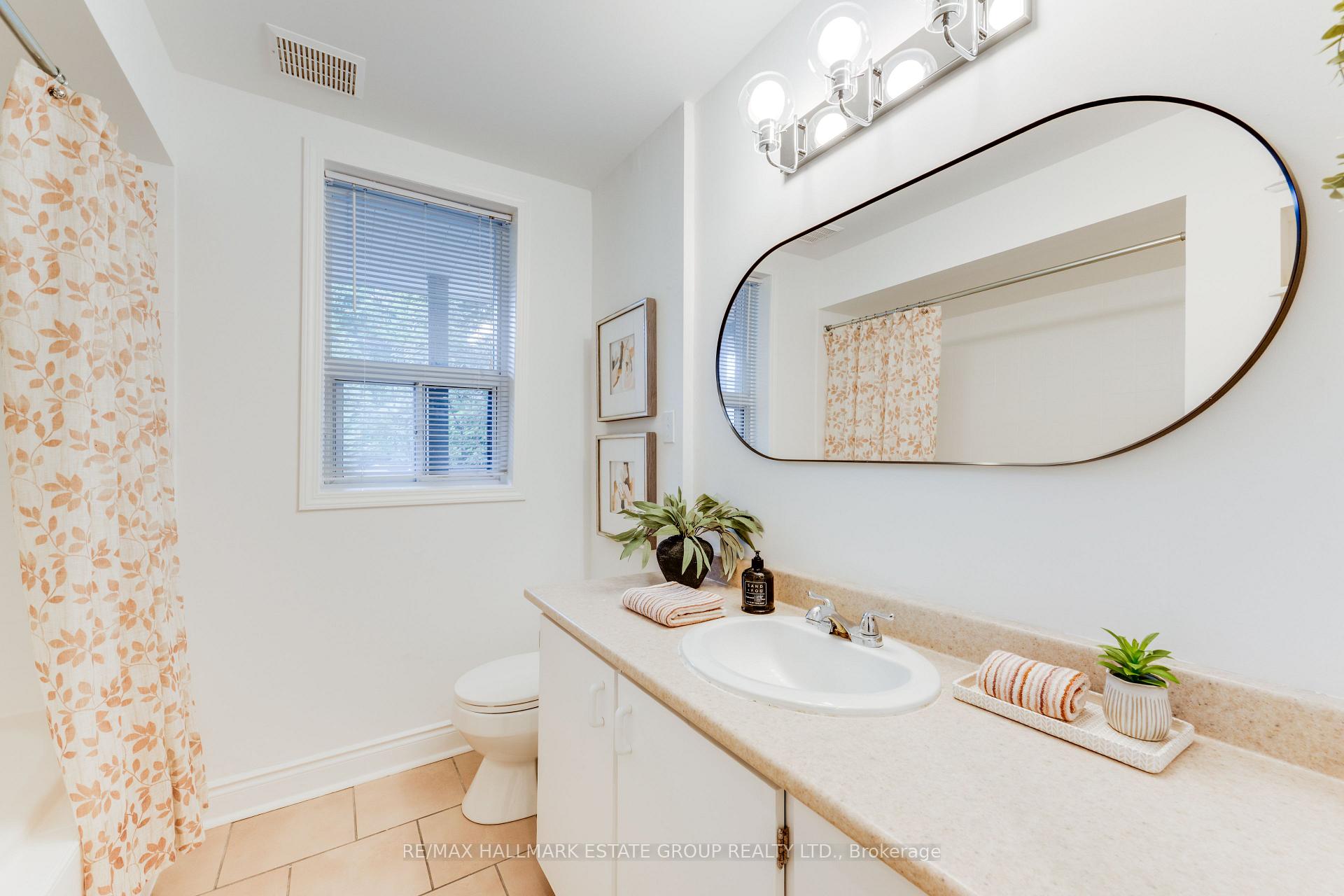 Photo 29 of 32 Ashdale Avenue, Toronto, Greenwood-Coxwell — HOMEH