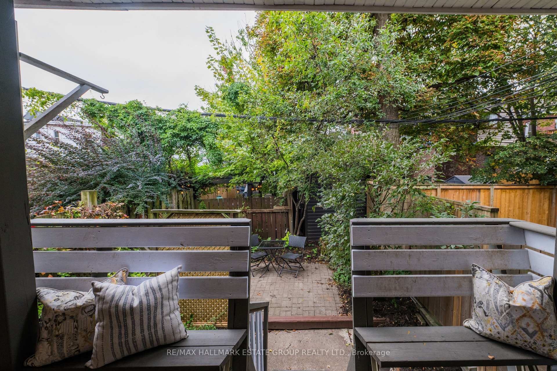 Photo 33 of 32 Ashdale Avenue, Toronto, Greenwood-Coxwell — HOMEH