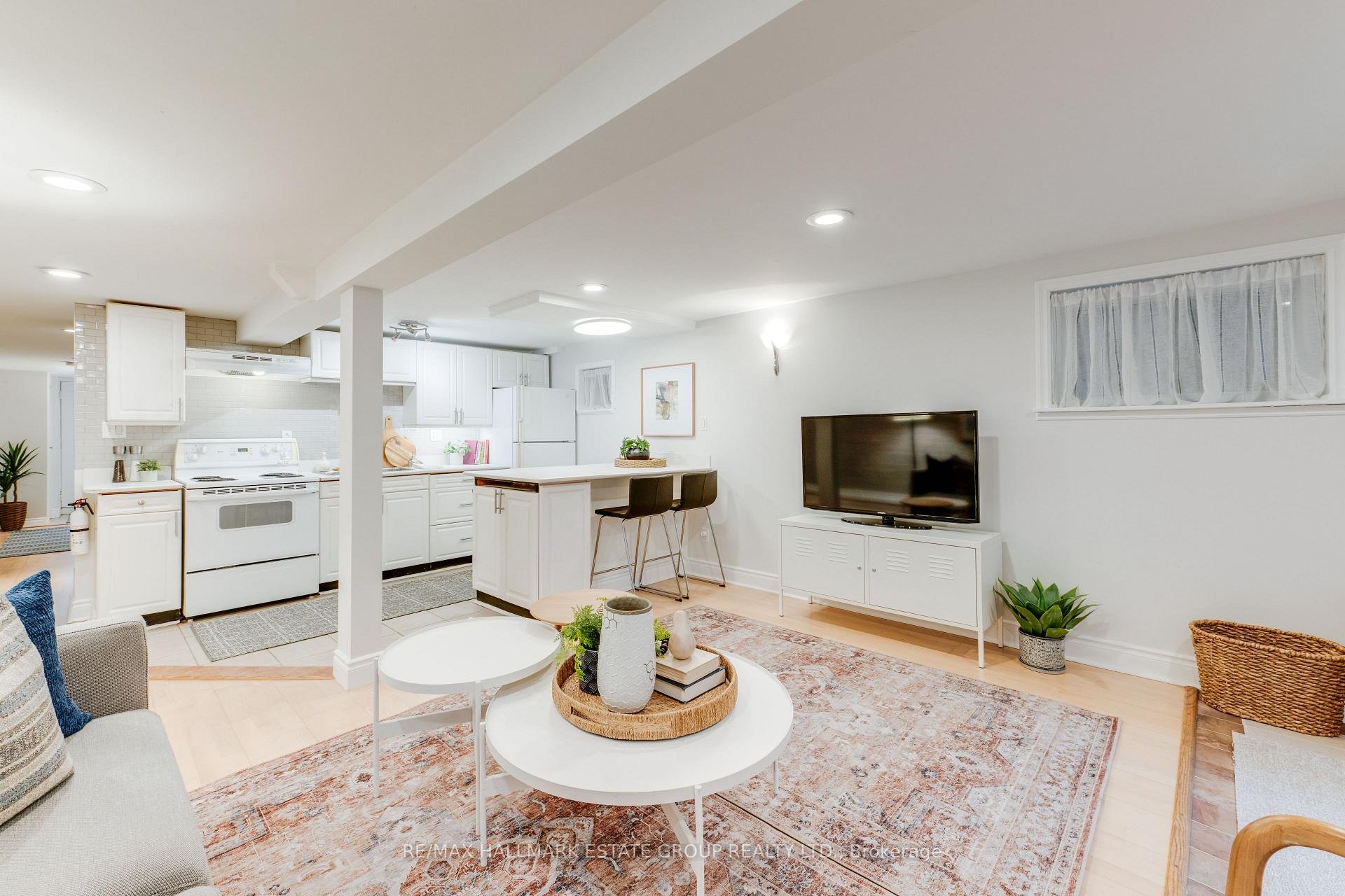 Photo 37 of 32 Ashdale Avenue, Toronto, Greenwood-Coxwell — HOMEH