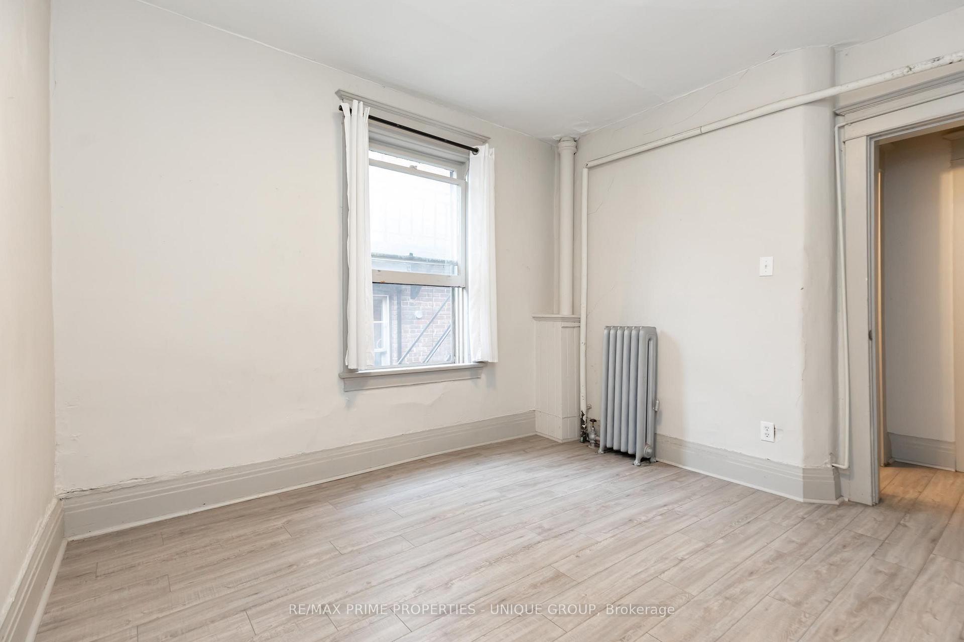 Photo 19 of Unit 2, 365 Clinton Street, Toronto, The Annex — HOMEH