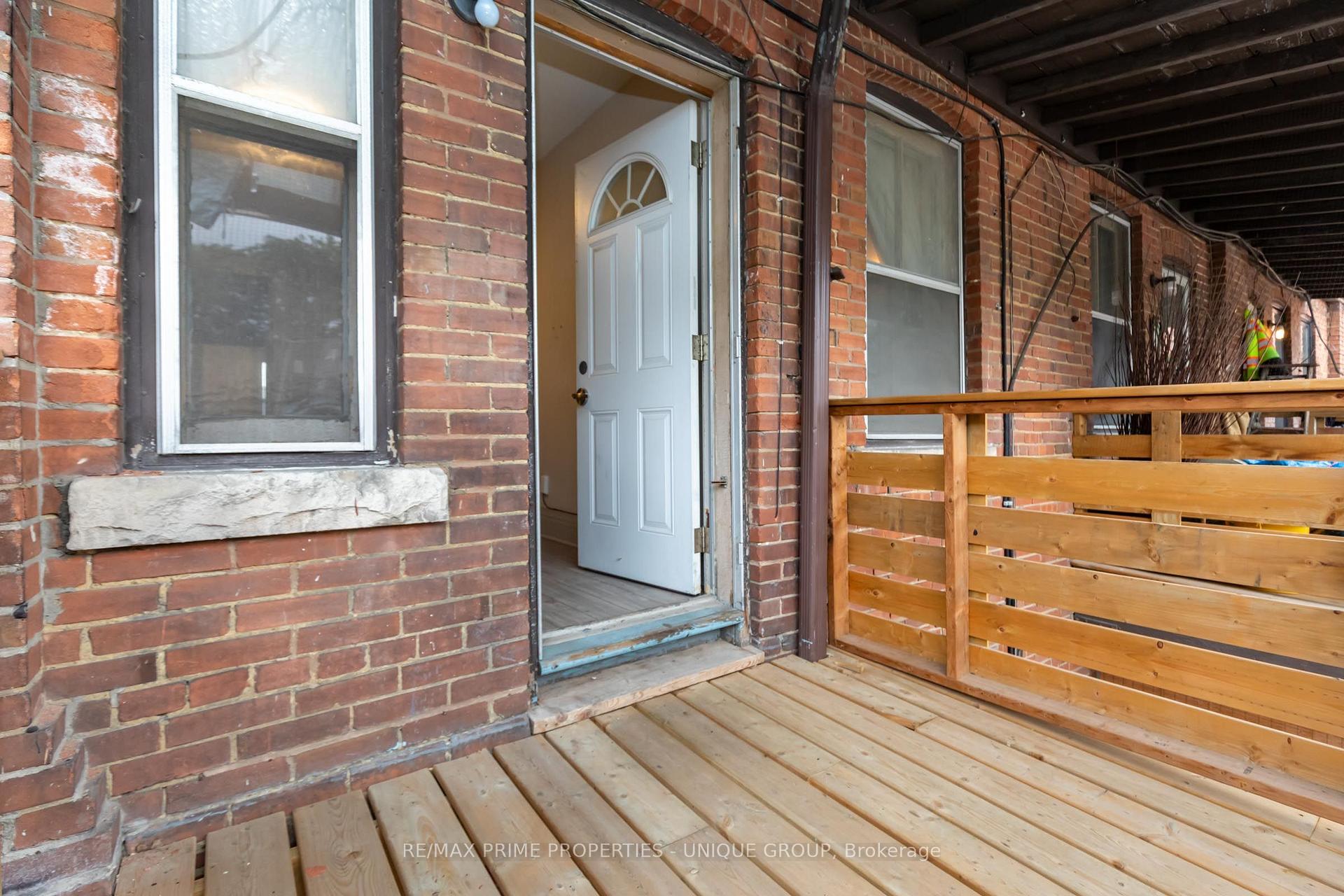Photo 25 of Unit 2, 365 Clinton Street, Toronto, The Annex — HOMEH