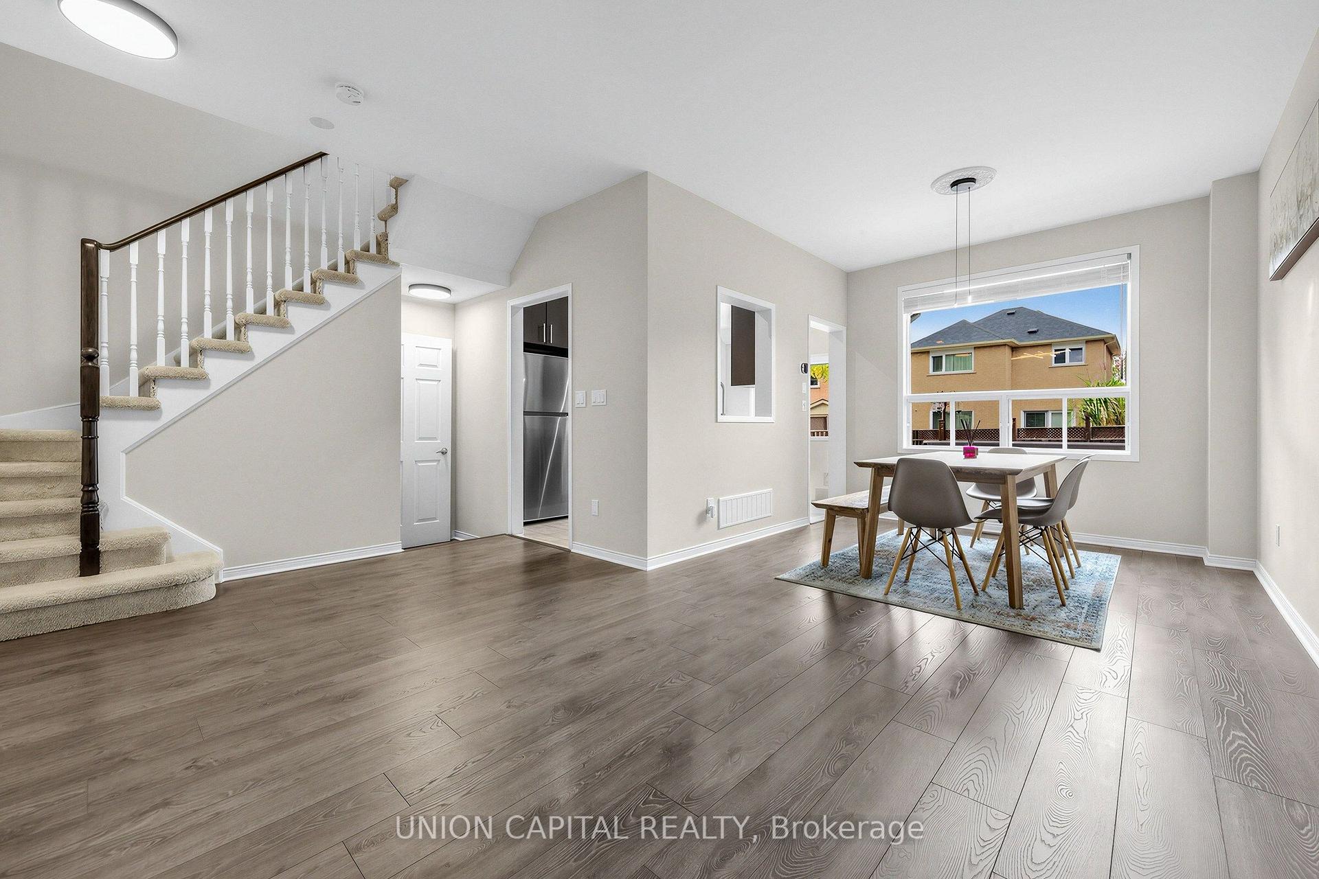 Photo 6 of 54 Maple Meadows Lane, Vaughan, Maple — HOMEH