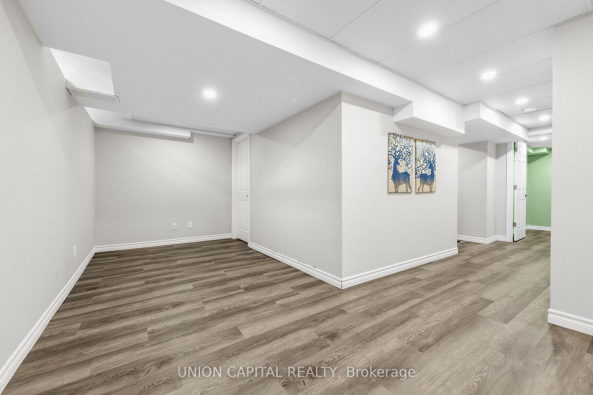 Photo 27 of 54 Maple Meadows Lane, Vaughan, Maple — HOMEH