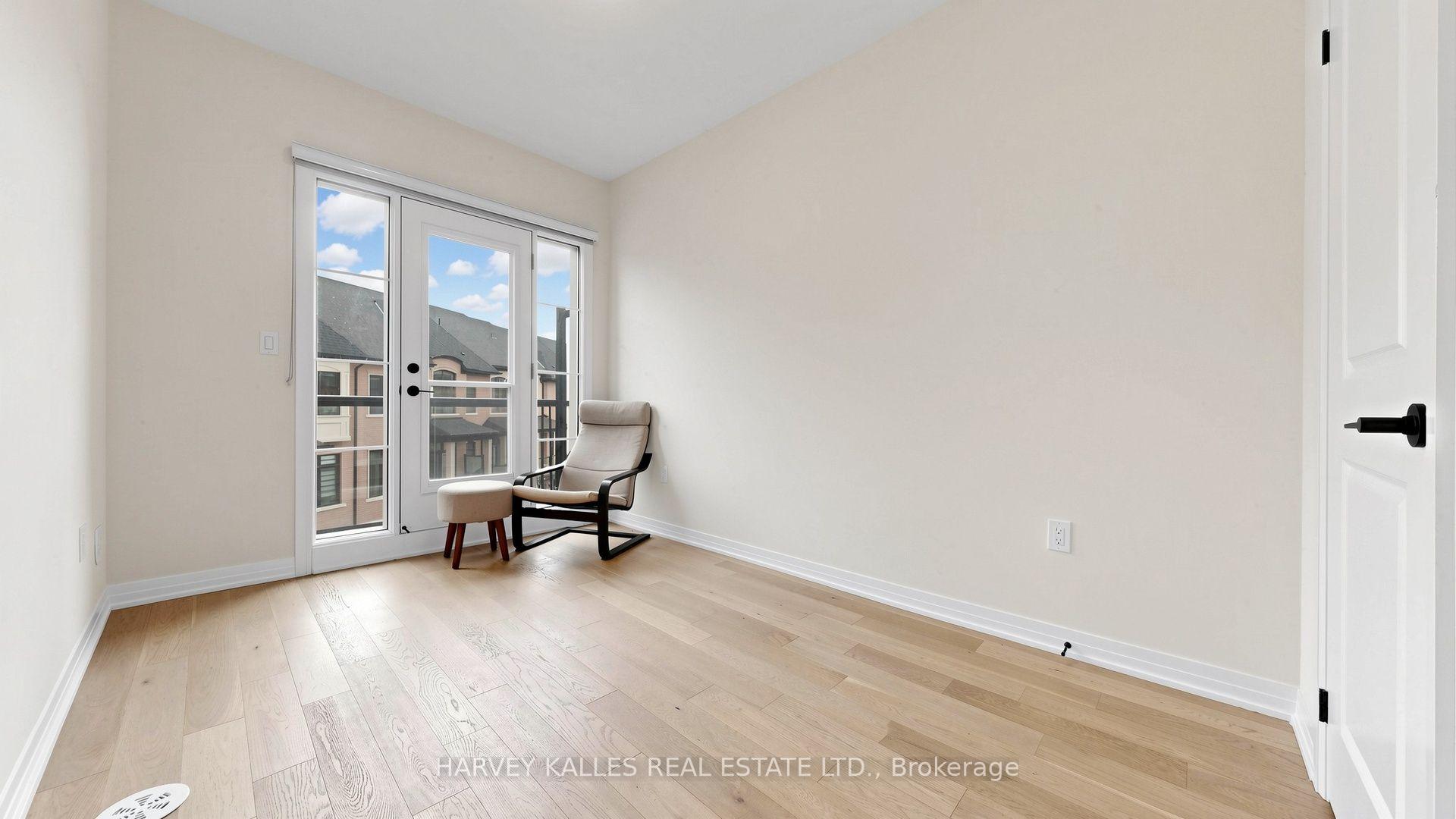 Photo 30 of 44 De La Roche Drive, Vaughan, Vellore Village — HOMEH