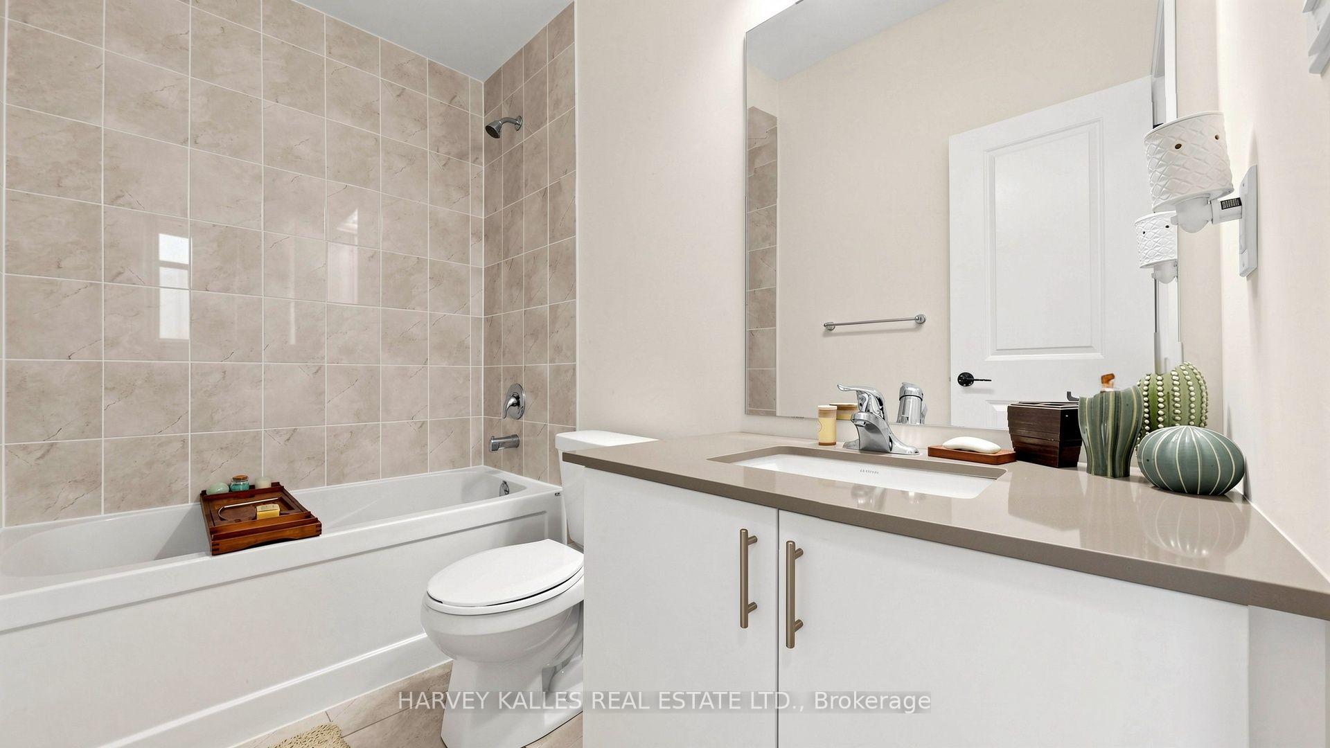 Photo 36 of 44 De La Roche Drive, Vaughan, Vellore Village — HOMEH