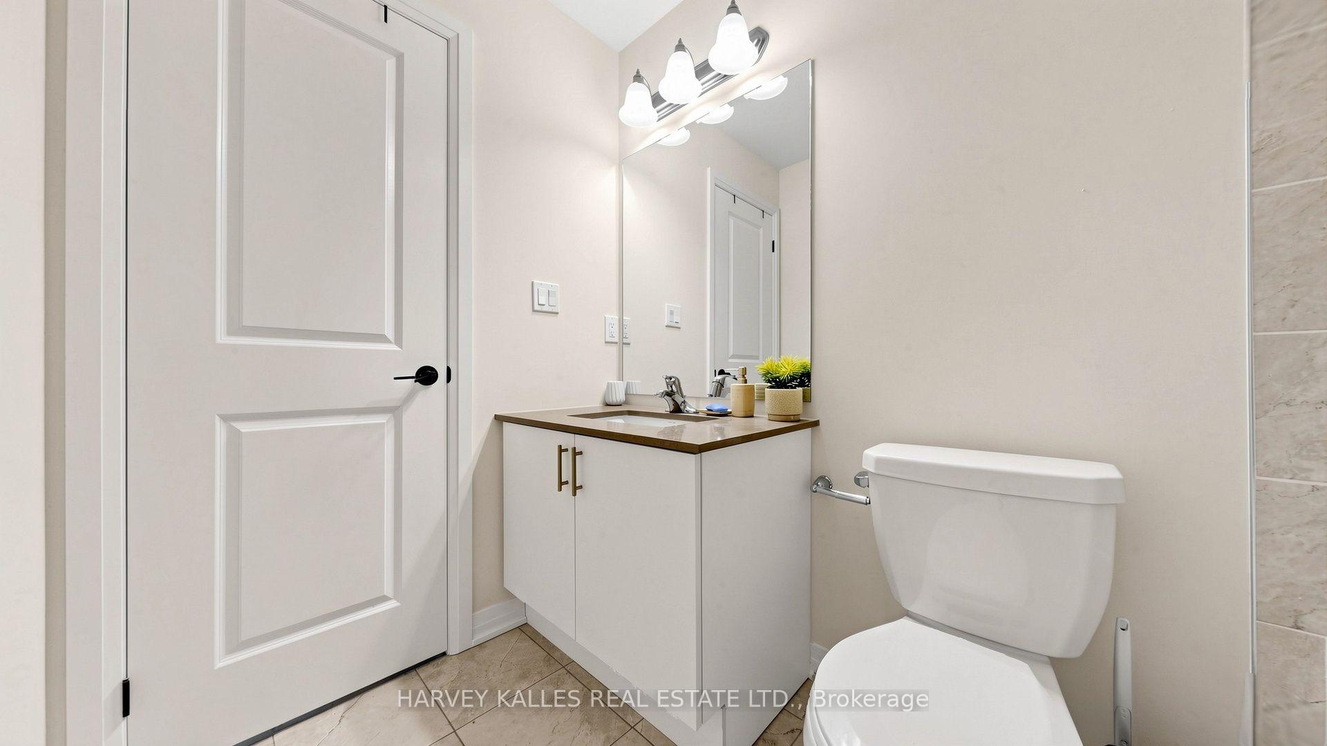 Photo 42 of 44 De La Roche Drive, Vaughan, Vellore Village — HOMEH