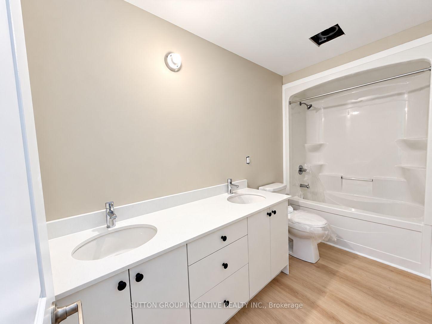 Photo 12 of Unit 9, 1 Riverdale Drive, Wasaga Beach — HOMEH