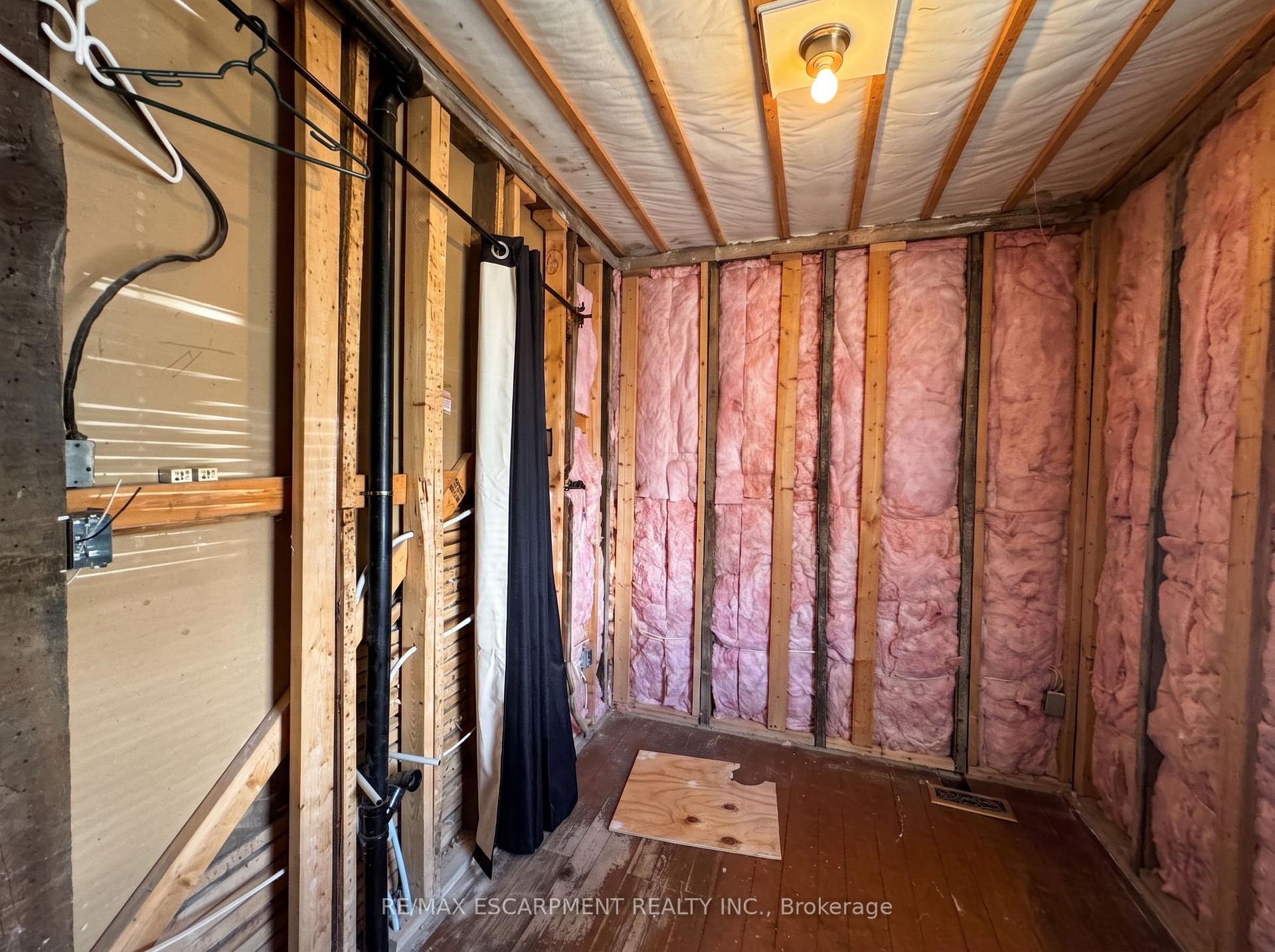 Photo 8 of 233 Talbot Street, Norfolk, Courtland — HOMEH