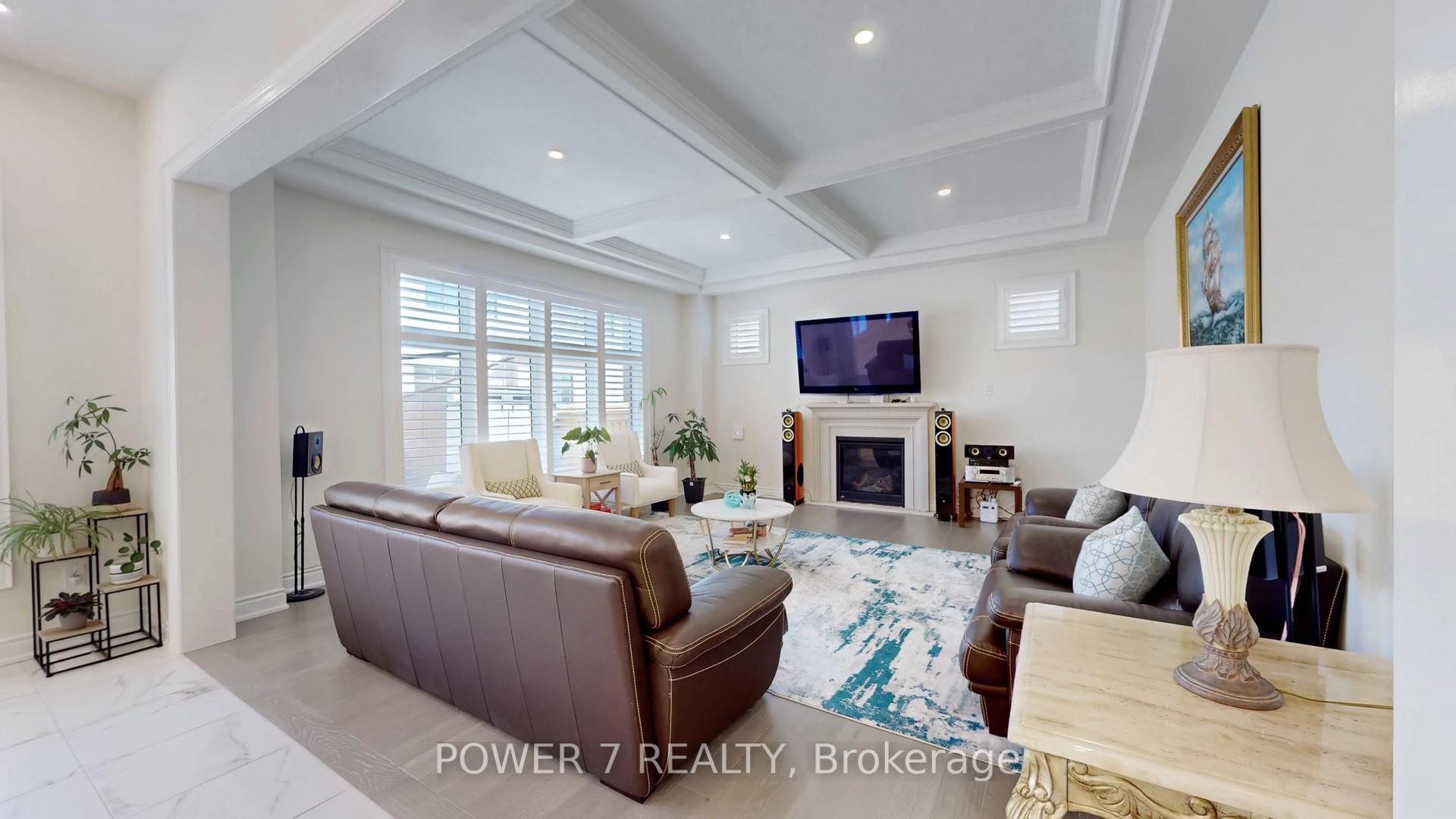 Photo 9 of 27 Joiner Circle, Whitchurch-Stouffville, Ballantrae — HOMEH
