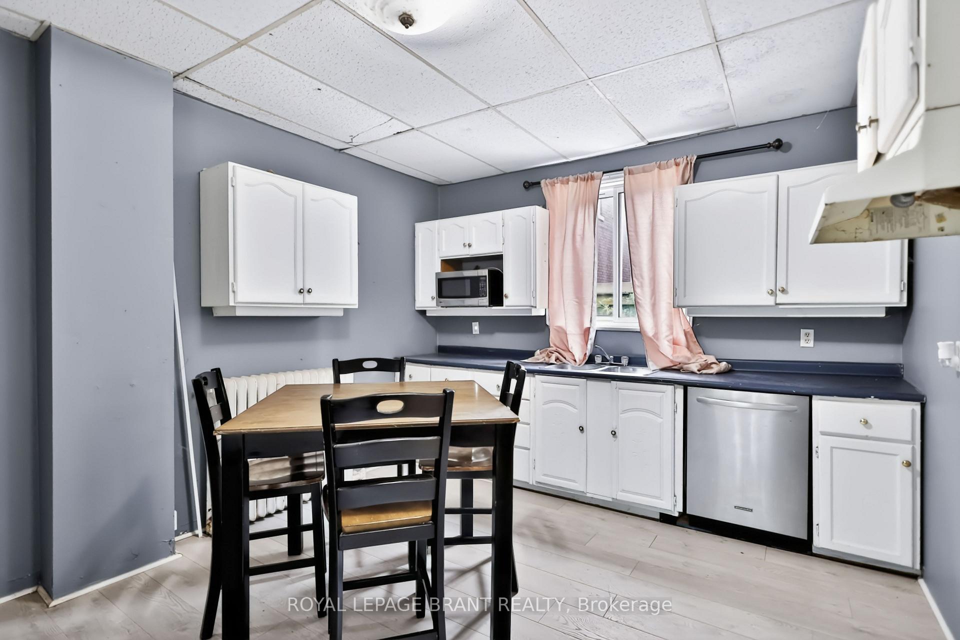 Photo 21 of 276 Dalhousie Street, Brantford, Victoria/Arthur — HOMEH