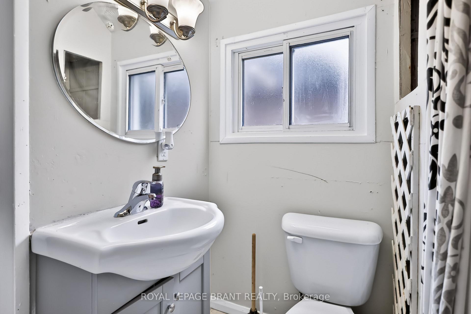 Photo 39 of 276 Dalhousie Street, Brantford, Victoria/Arthur — HOMEH