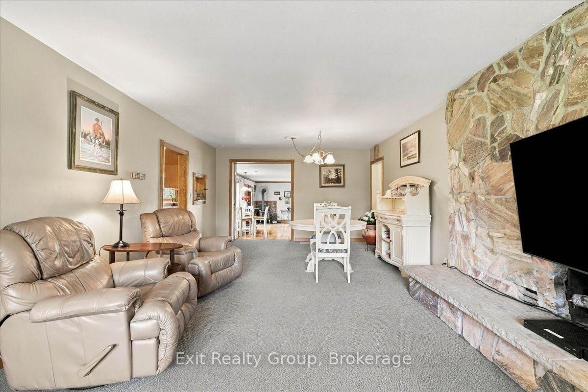 Photo 5 of 341 Downs Road, Quinte West, Murray Ward — HOMEH