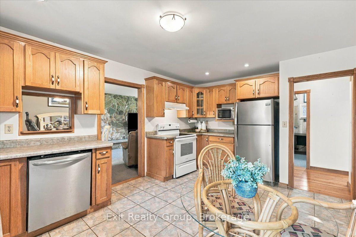 Photo 9 of 341 Downs Road, Quinte West, Murray Ward — HOMEH