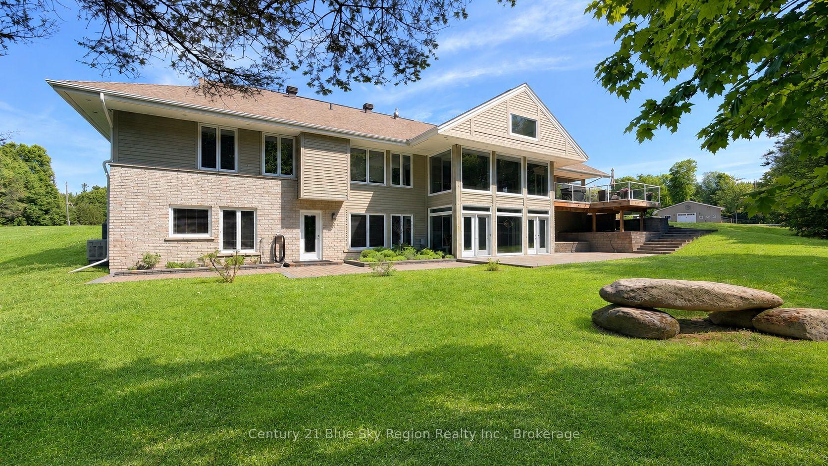 Photo 2 of 395 Carmichael Drive, North Bay, Airport — HOMEH