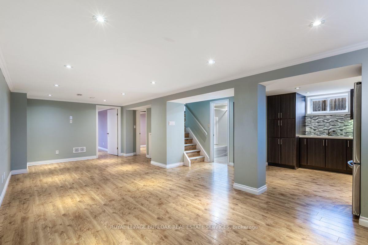 Photo 13 of Unit Lower, 2142 Parkway Drive, Burlington, Mountainside — HOMEH