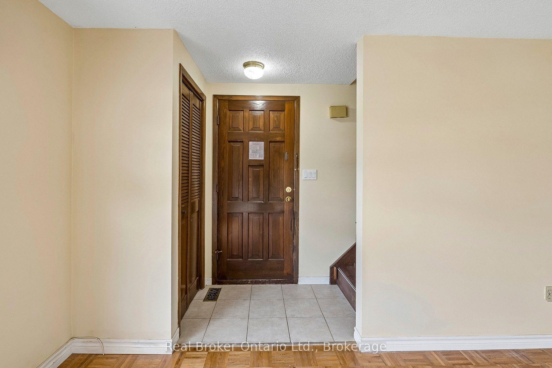 Photo 7 of Unit 1/2, 310 Linwell Road, St. Catharines, Vine/Linwell — HOMEH