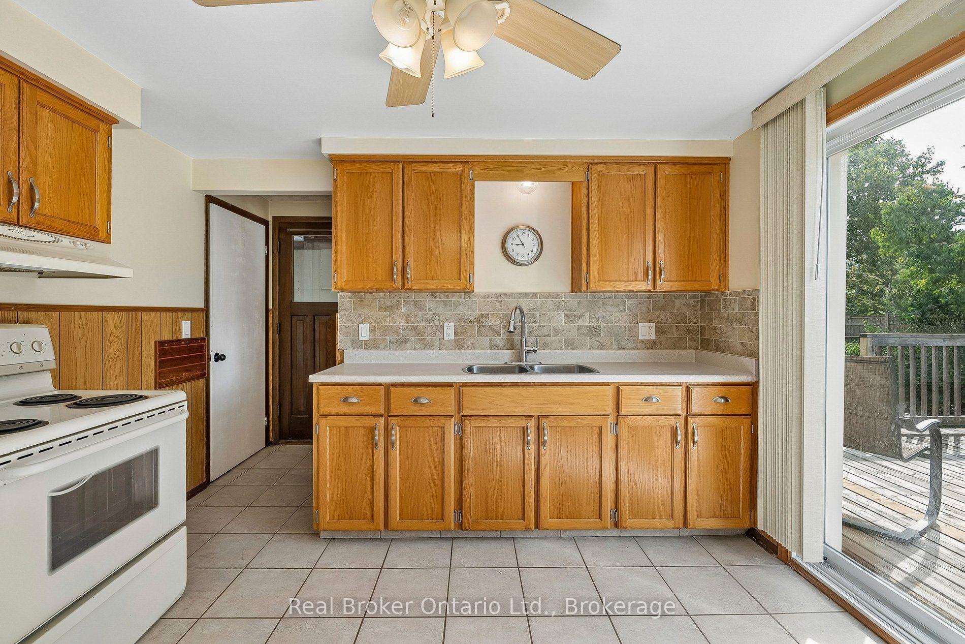Photo 15 of Unit 1/2, 310 Linwell Road, St. Catharines, Vine/Linwell — HOMEH