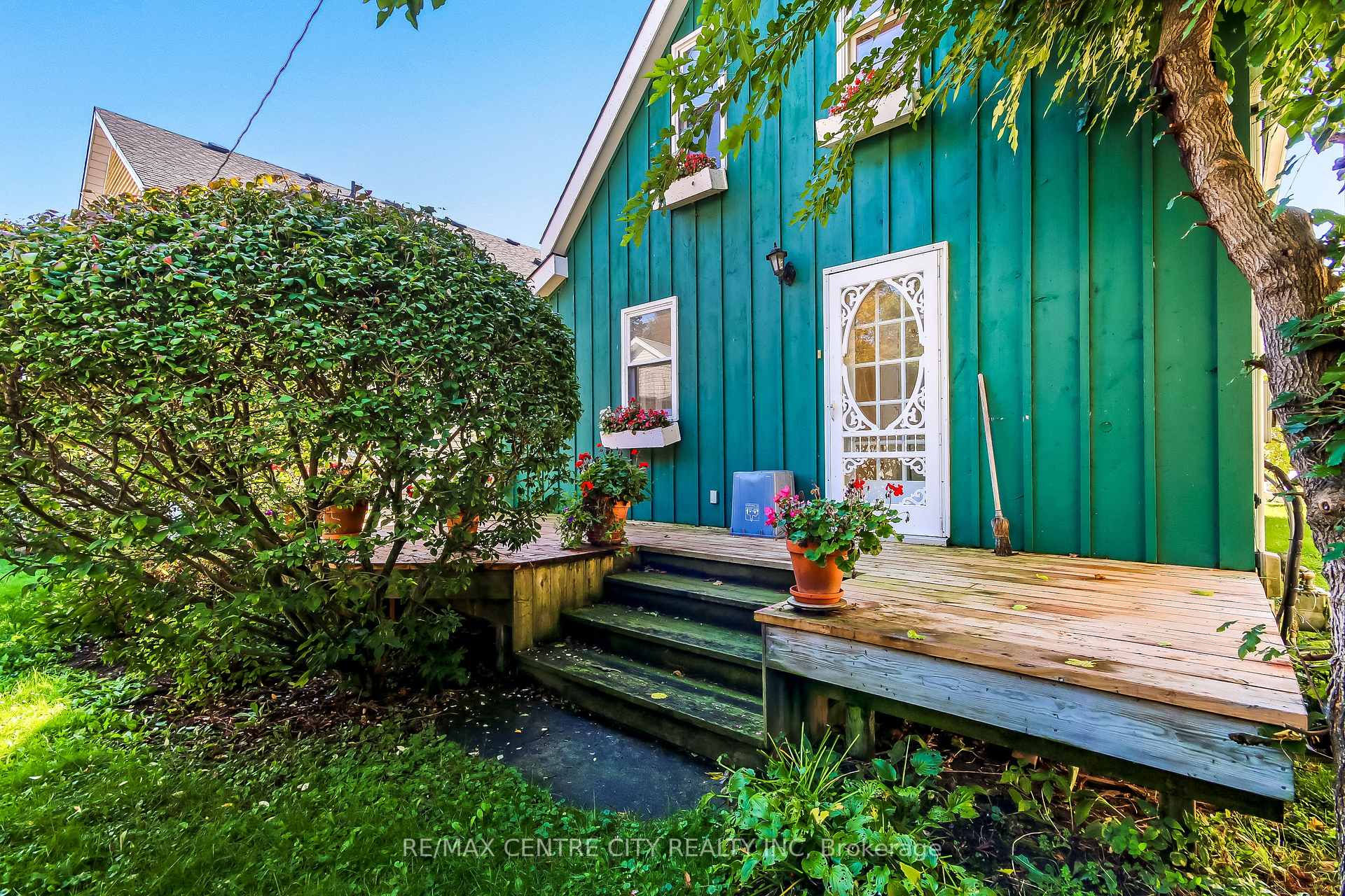 Photo 21 of 347 Fourth Street, Central Elgin, Port Stanley — HOMEH