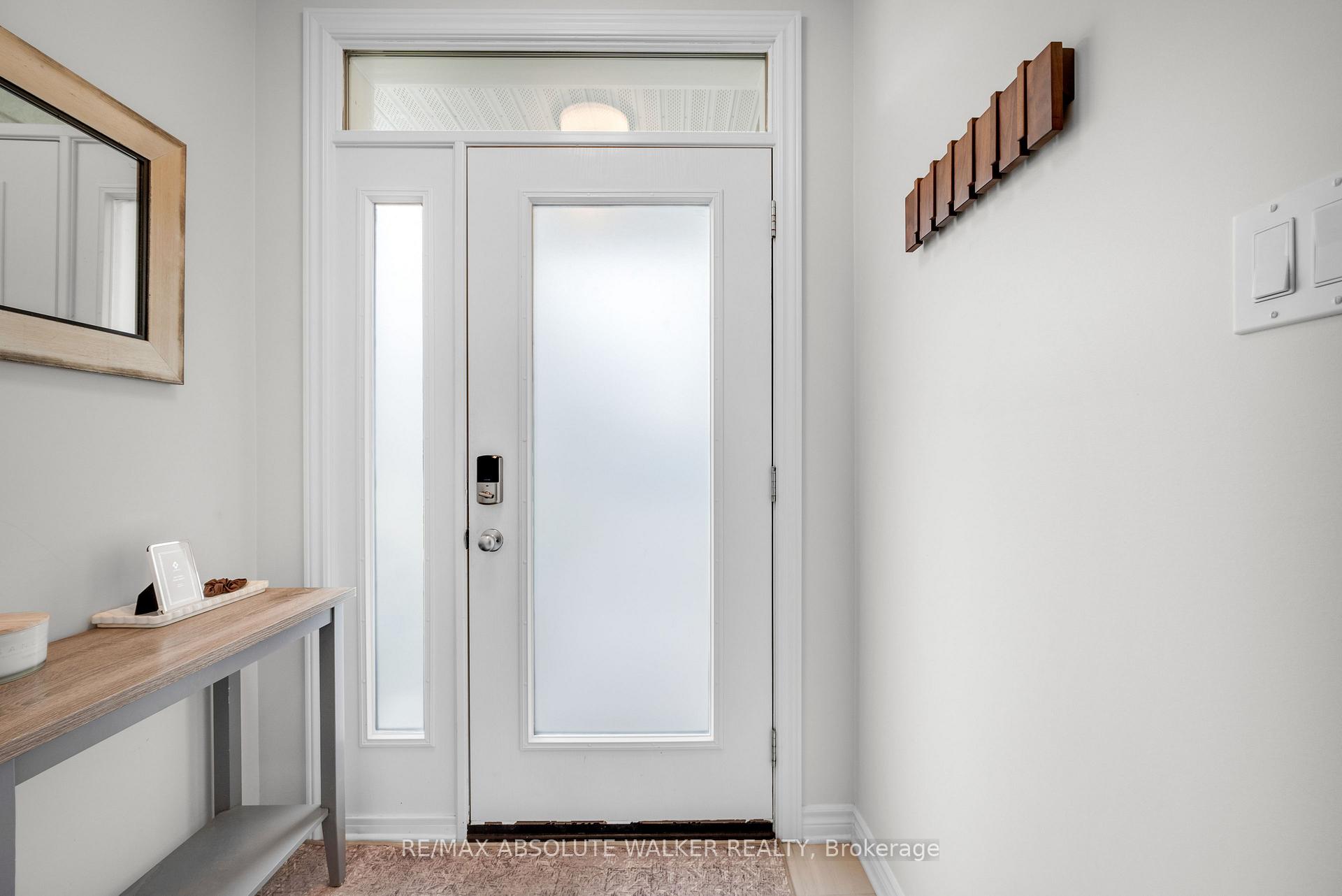 Photo 12 of 328 Kanashtage Terrace, Ottawa, Camelot — HOMEH