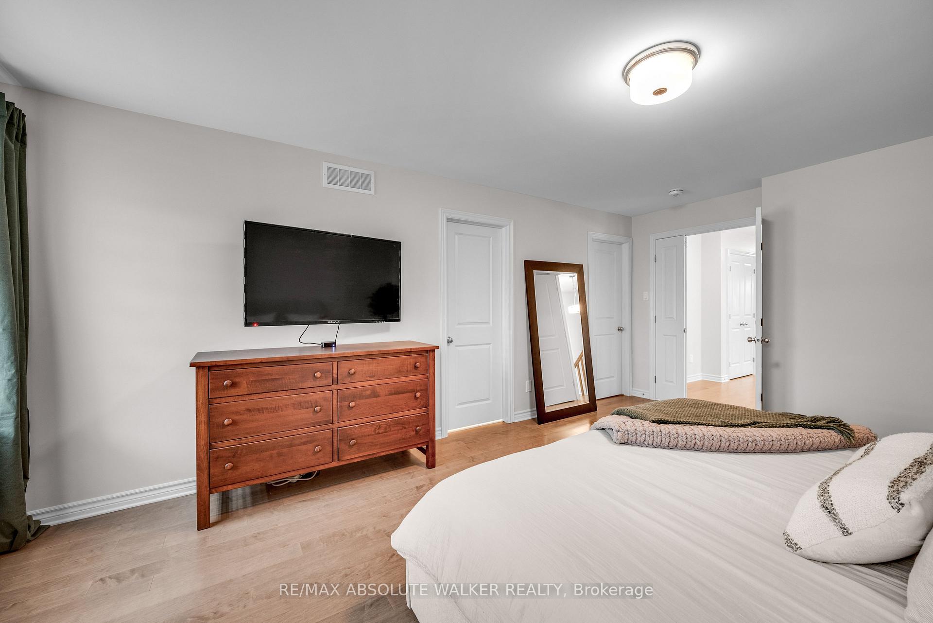 Photo 34 of 328 Kanashtage Terrace, Ottawa, Camelot — HOMEH