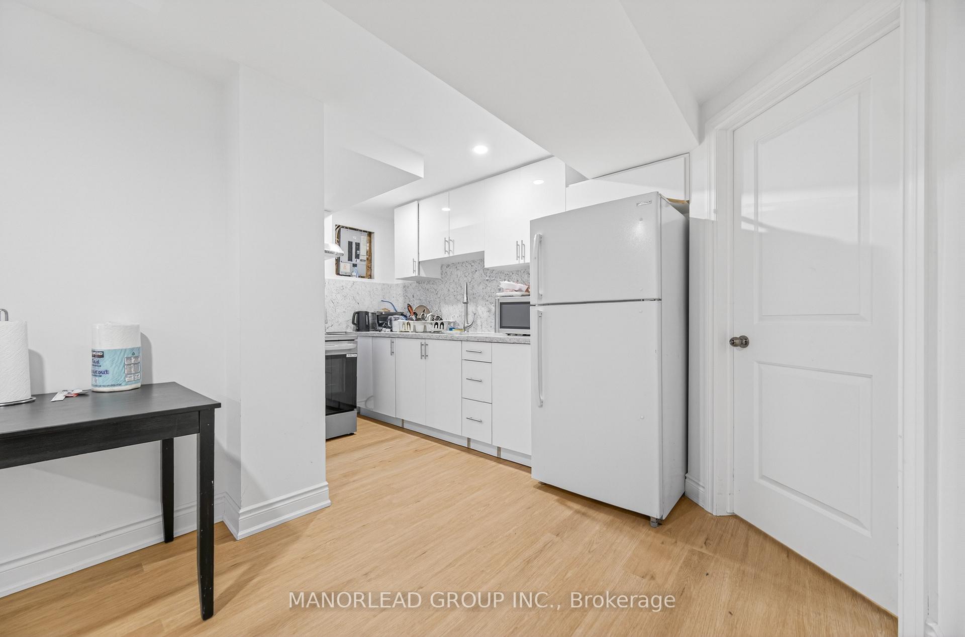 Photo 5 of 45 Brimstone Crescent, Scarborough, Agincourt North — HOMEH