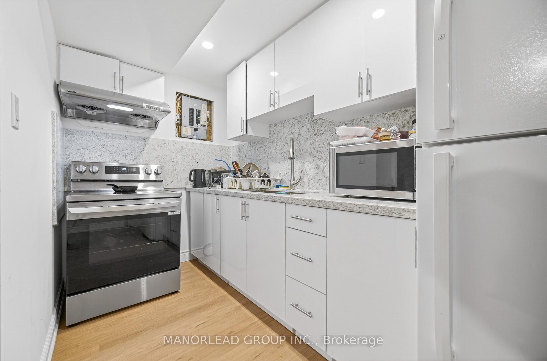 Photo 6 of 45 Brimstone Crescent, Scarborough, Agincourt North — HOMEH