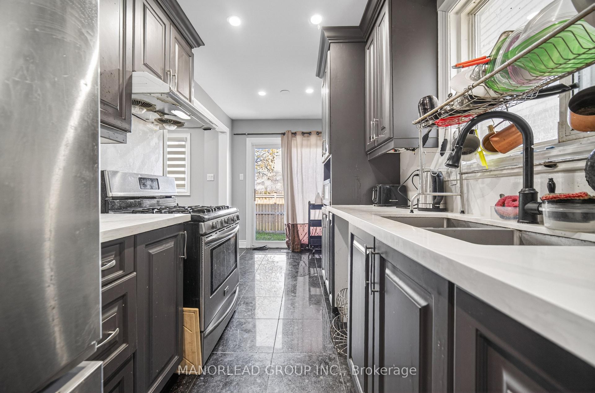 Photo 9 of 45 Brimstone Crescent, Scarborough, Agincourt North — HOMEH