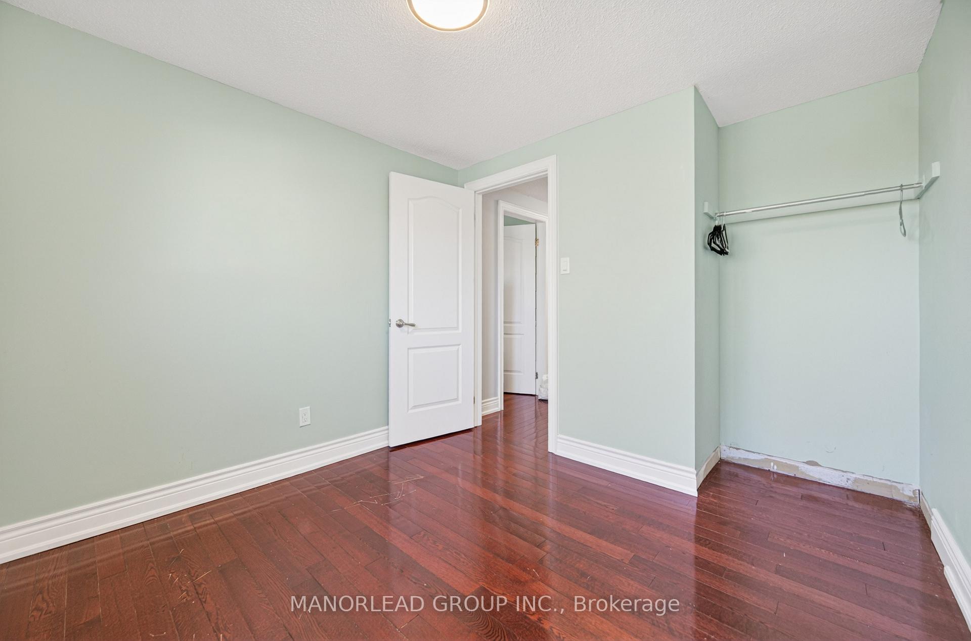 Photo 11 of 45 Brimstone Crescent, Scarborough, Agincourt North — HOMEH