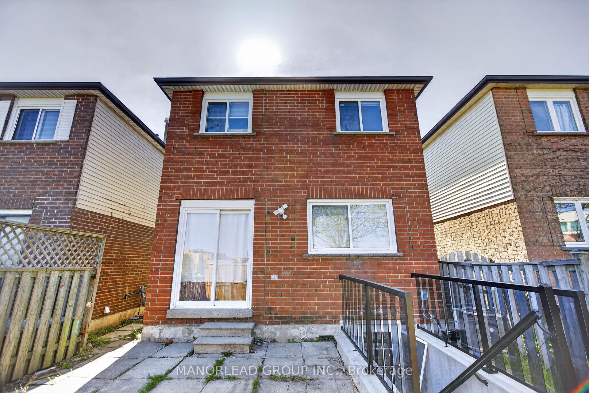 Photo 18 of 45 Brimstone Crescent, Scarborough, Agincourt North — HOMEH